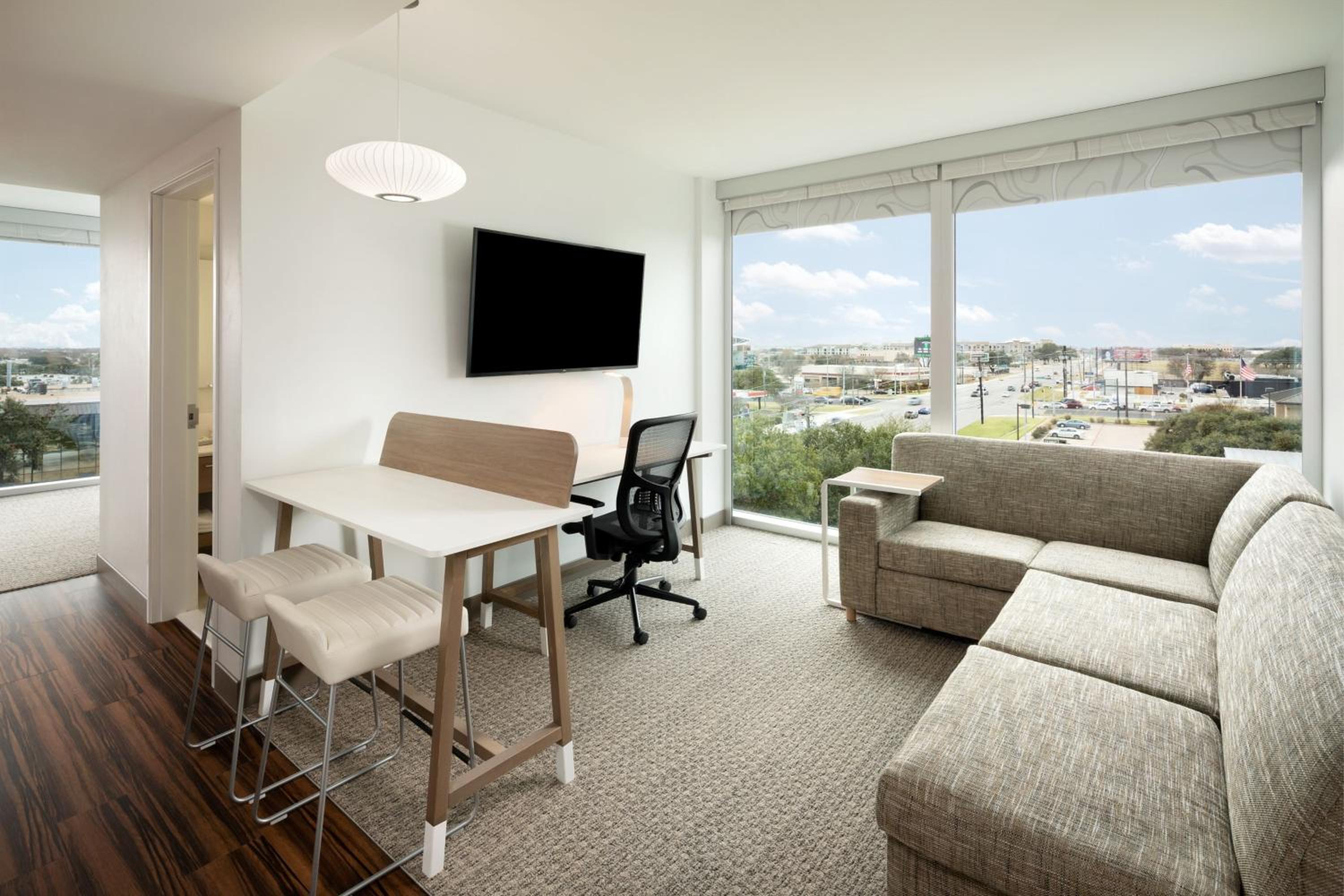 Upgraded Executive King Suite with Sofa Bed