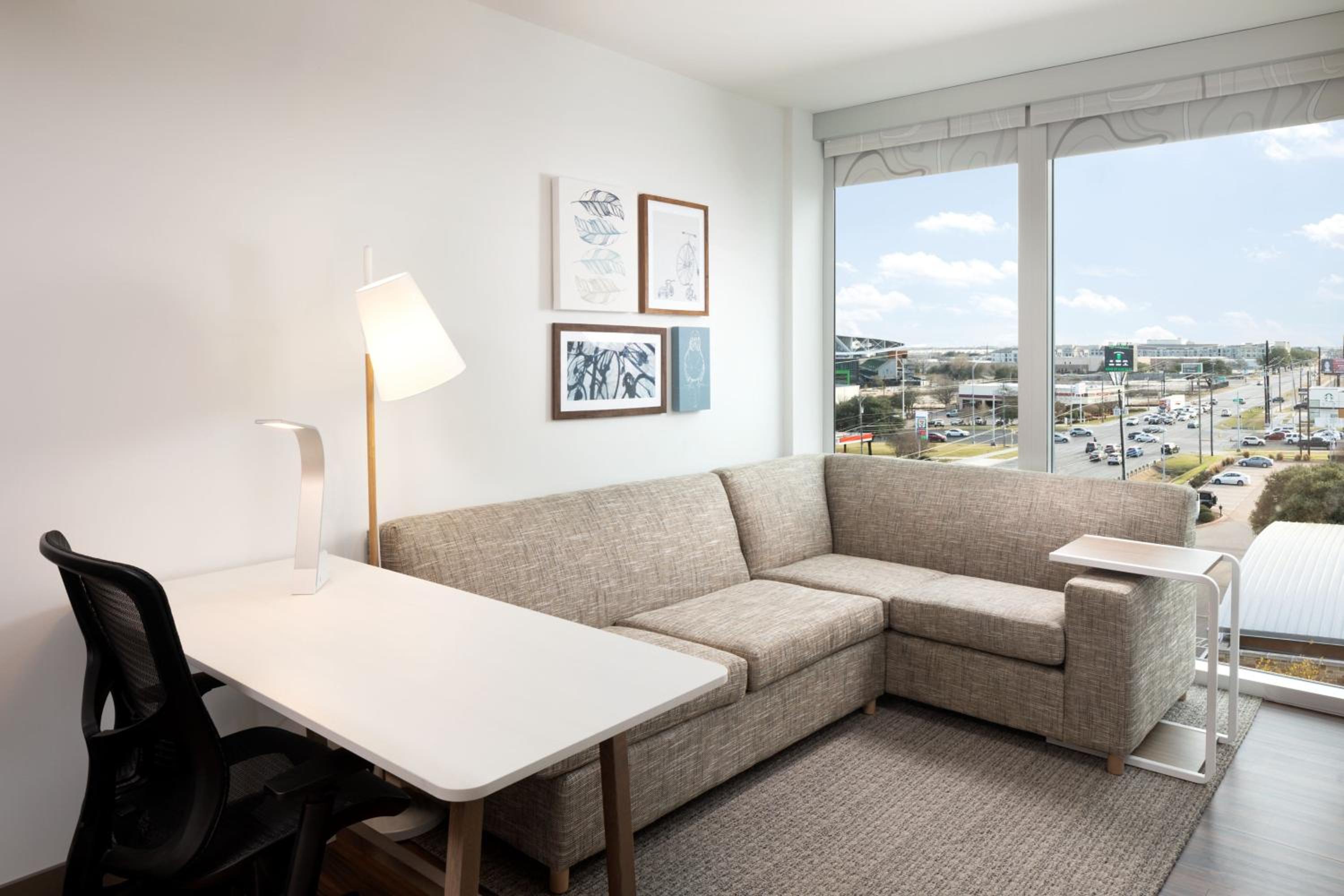 One-Bedroom Upgraded King Suite with Sofa Bed - Photo 2