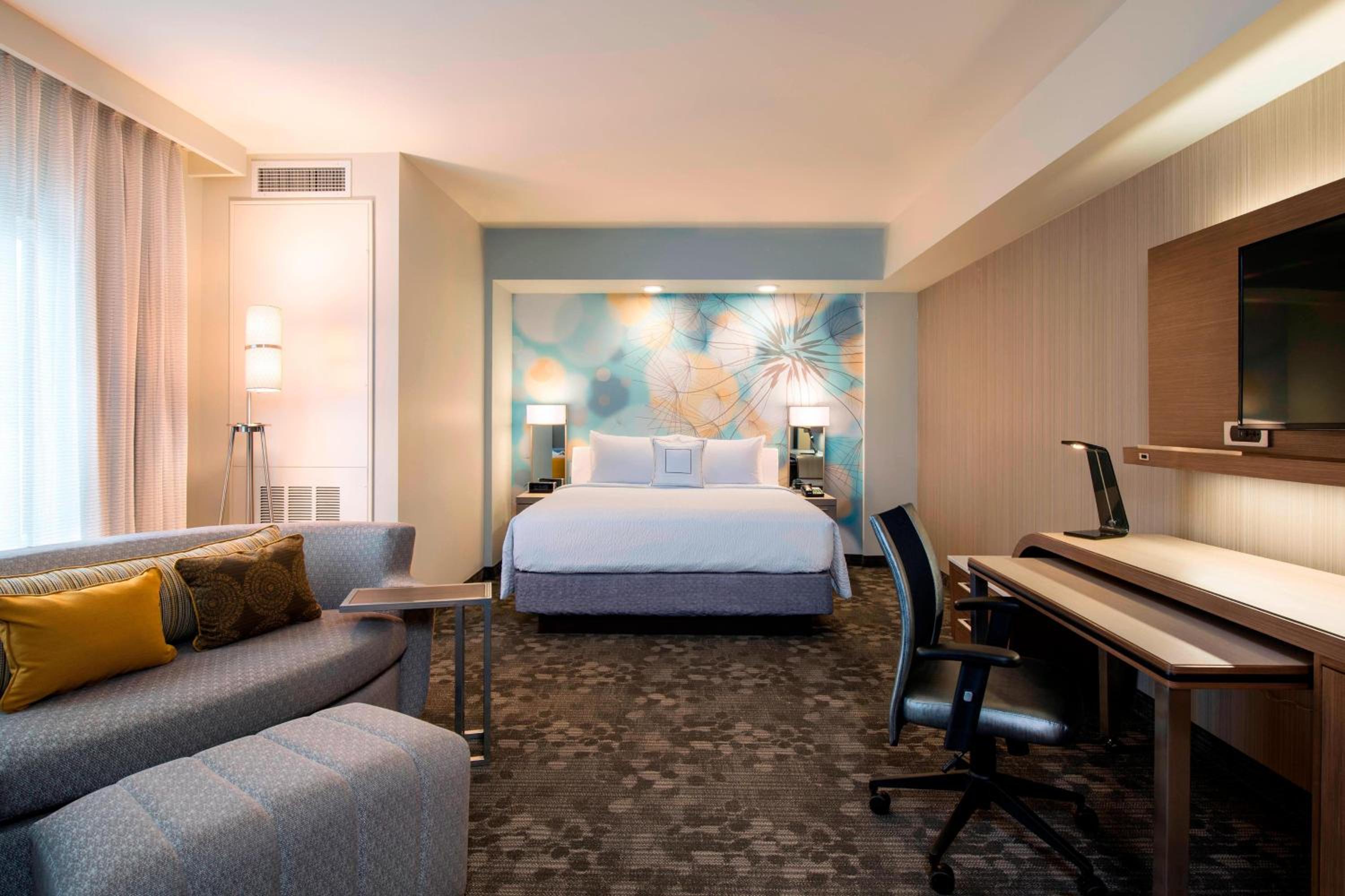 Deluxe King Room with Sofa Bed