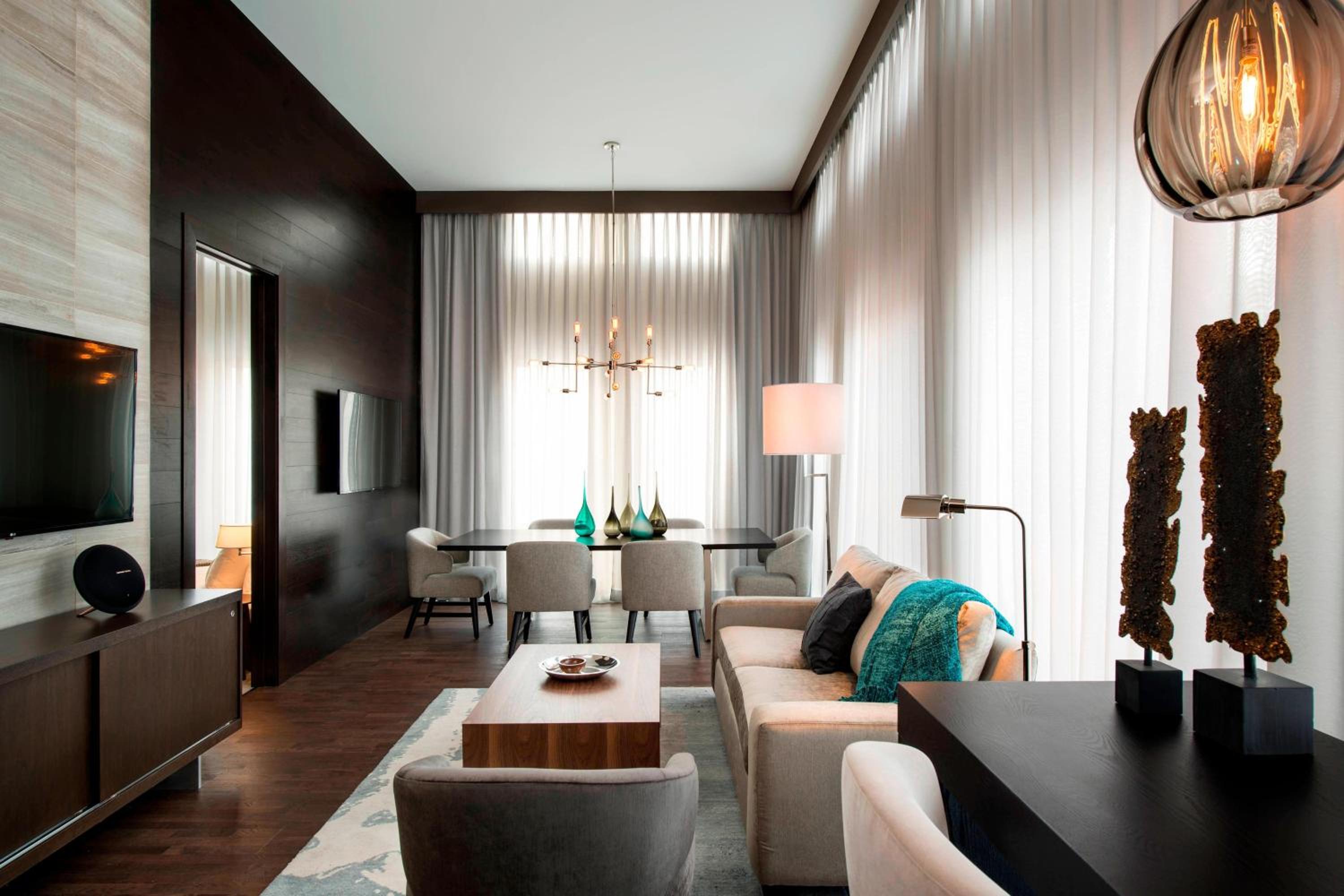One-Bedroom Executive King Suite