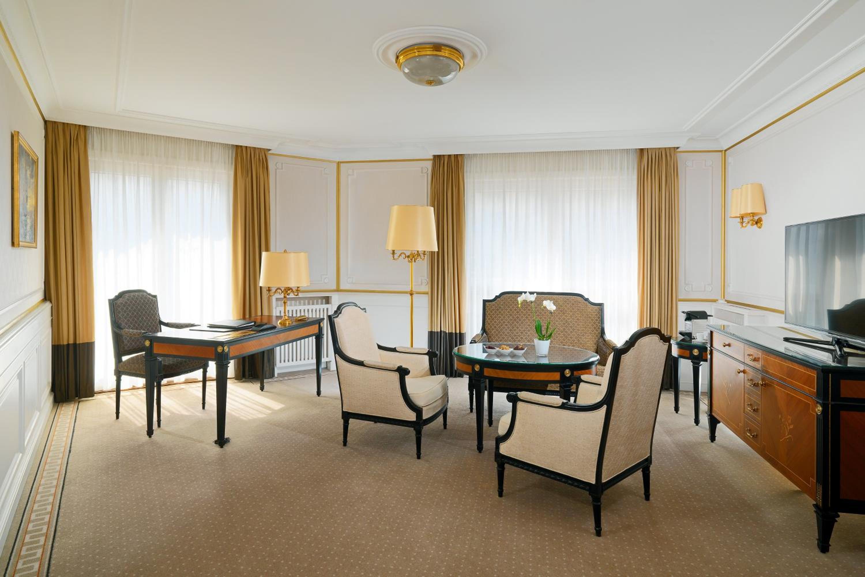 Grand Classic Suite