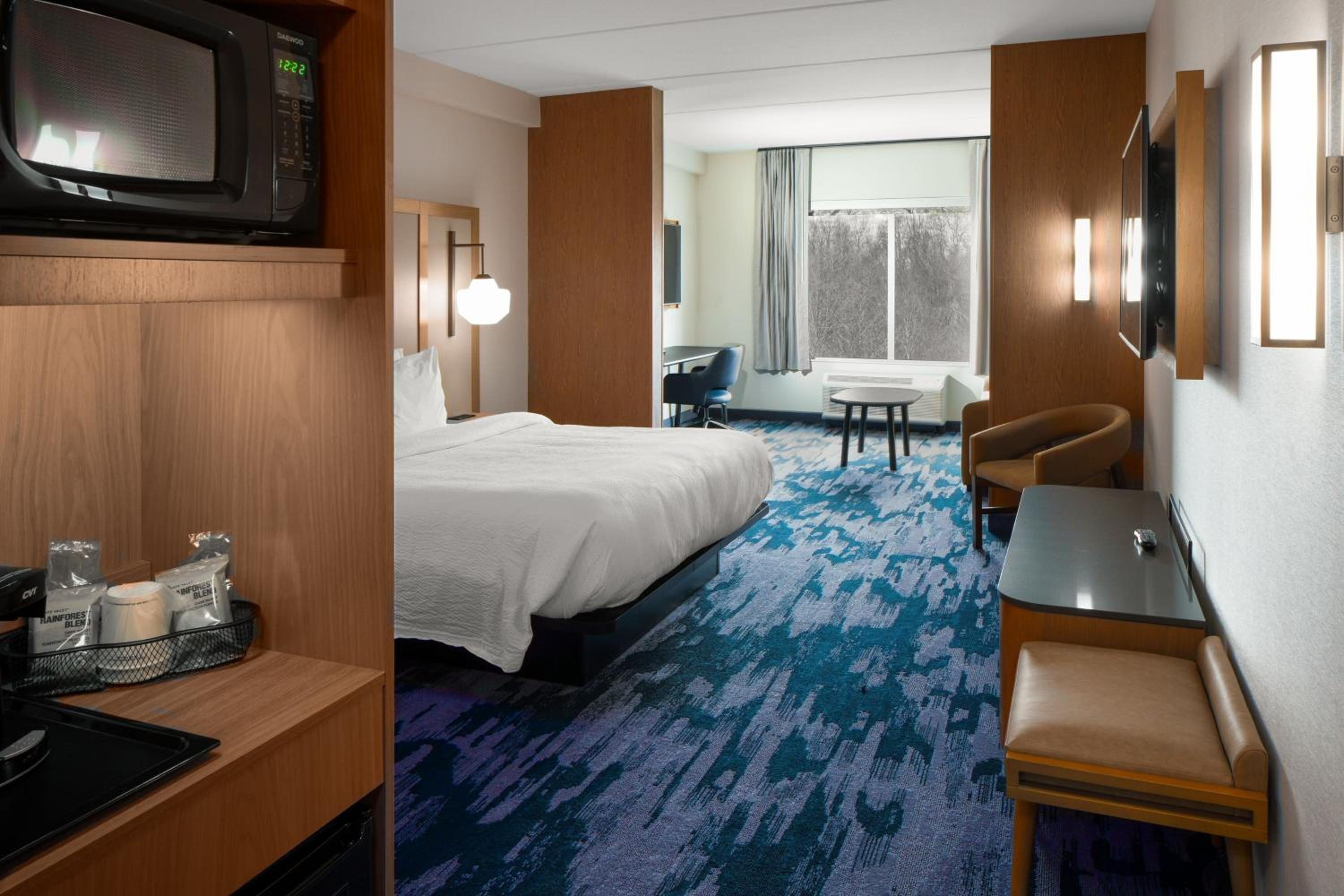 King Suite with Sofa Bed - Photo 2