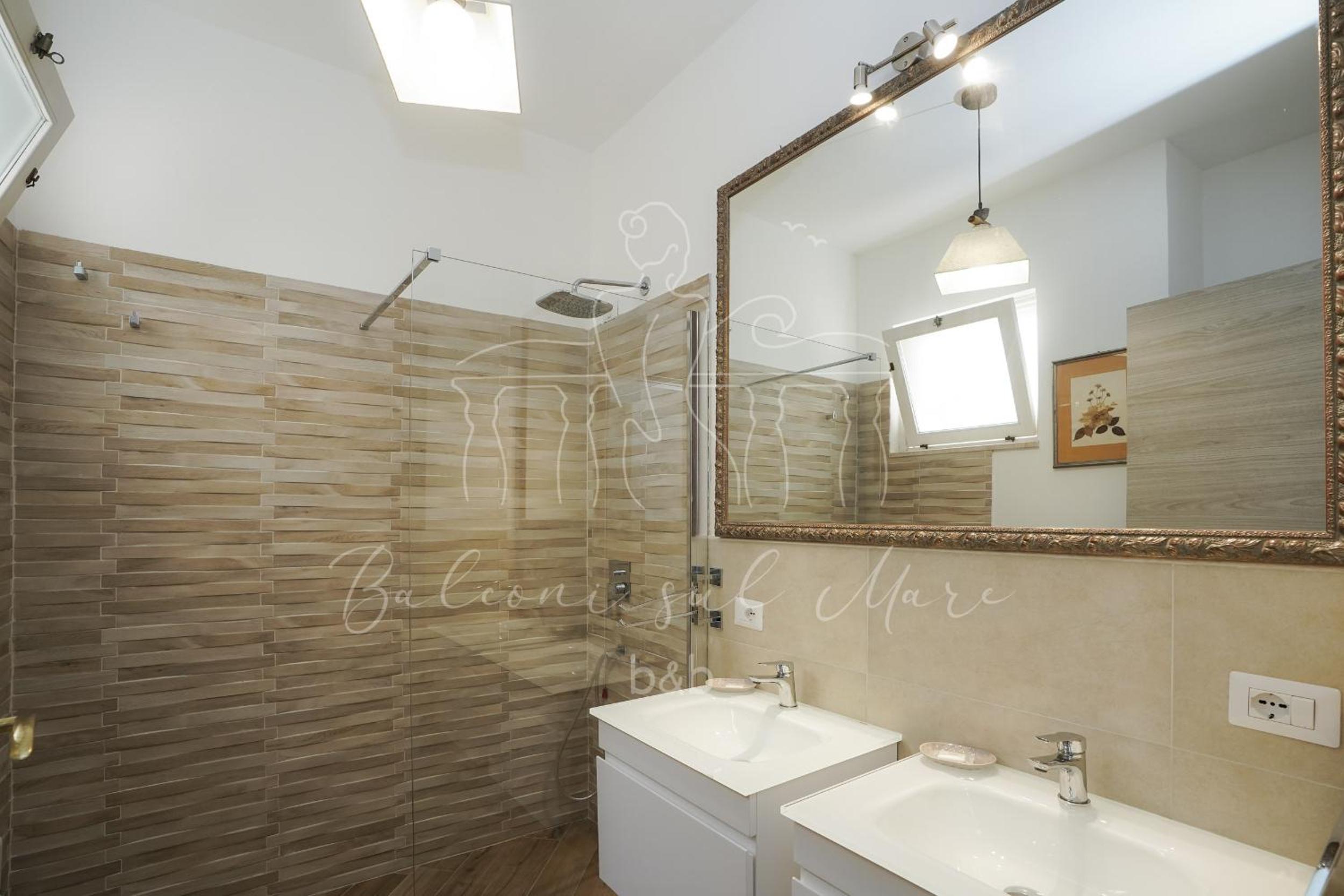 Deluxe Double Room with Hydromassage - Photo 6
