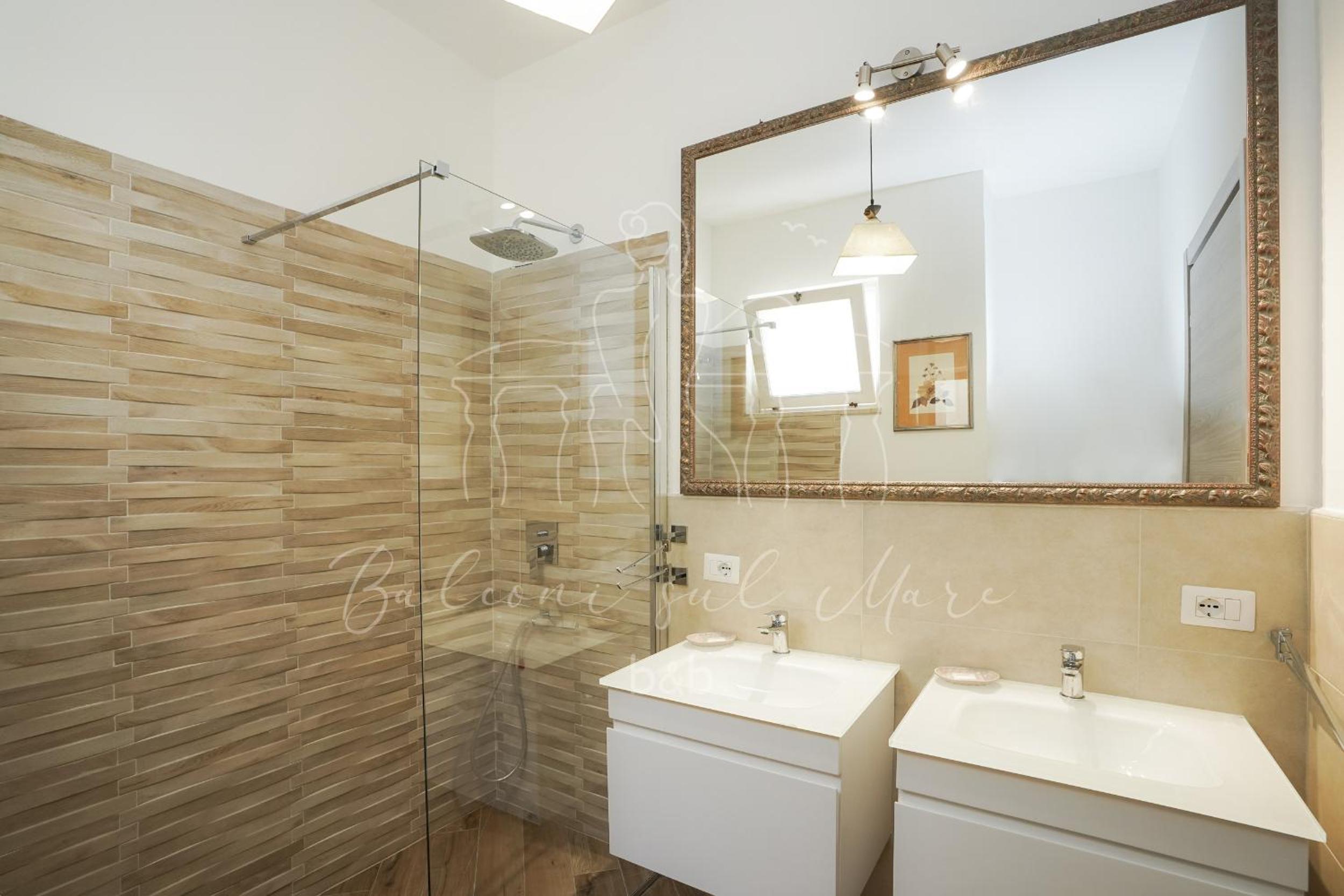 Deluxe Double Room with Hydromassage - Photo 7