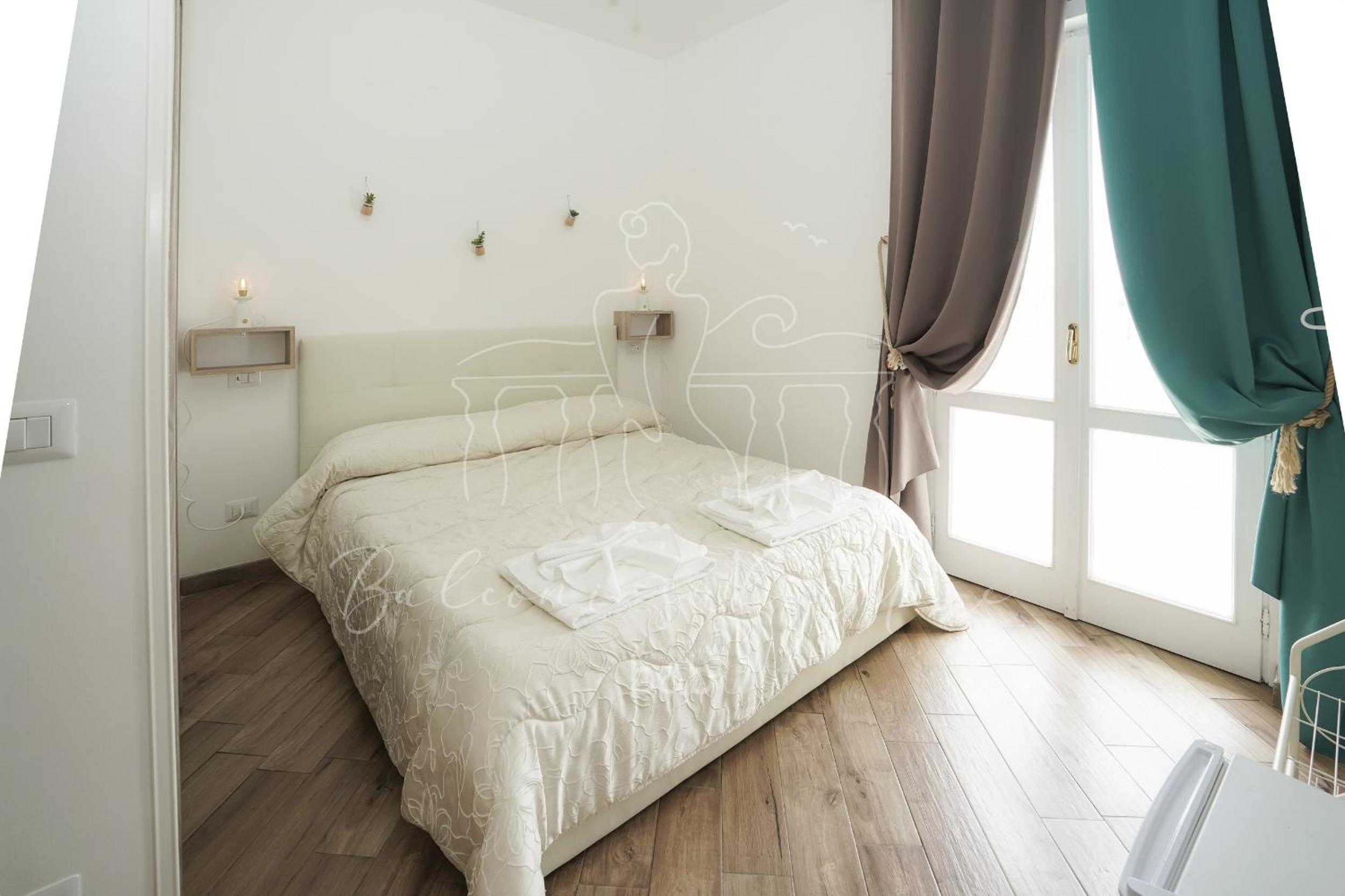 Double Room with Balcony and Sea View photo 1
