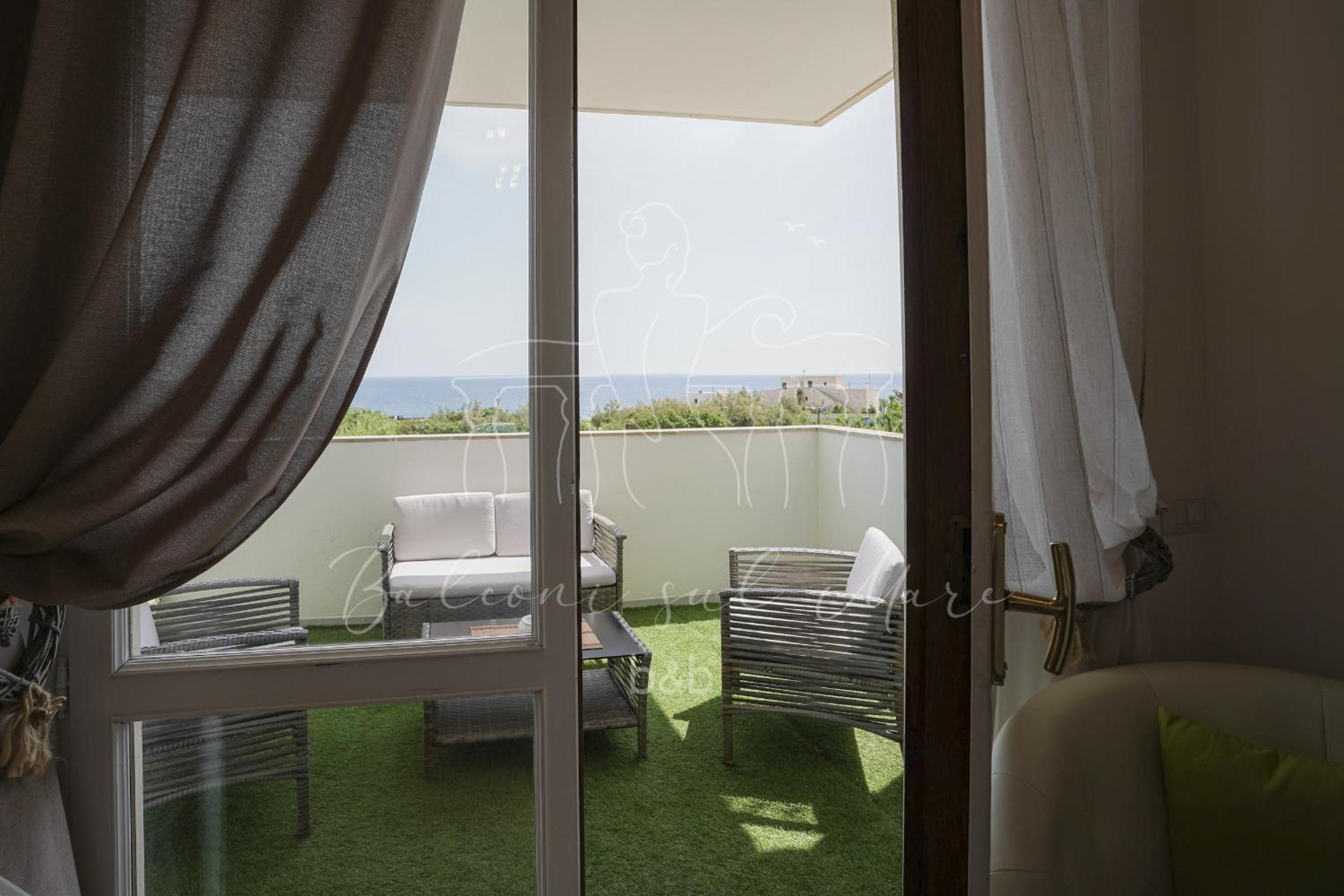 Deluxe Double Room with Hydromassage - Photo 33