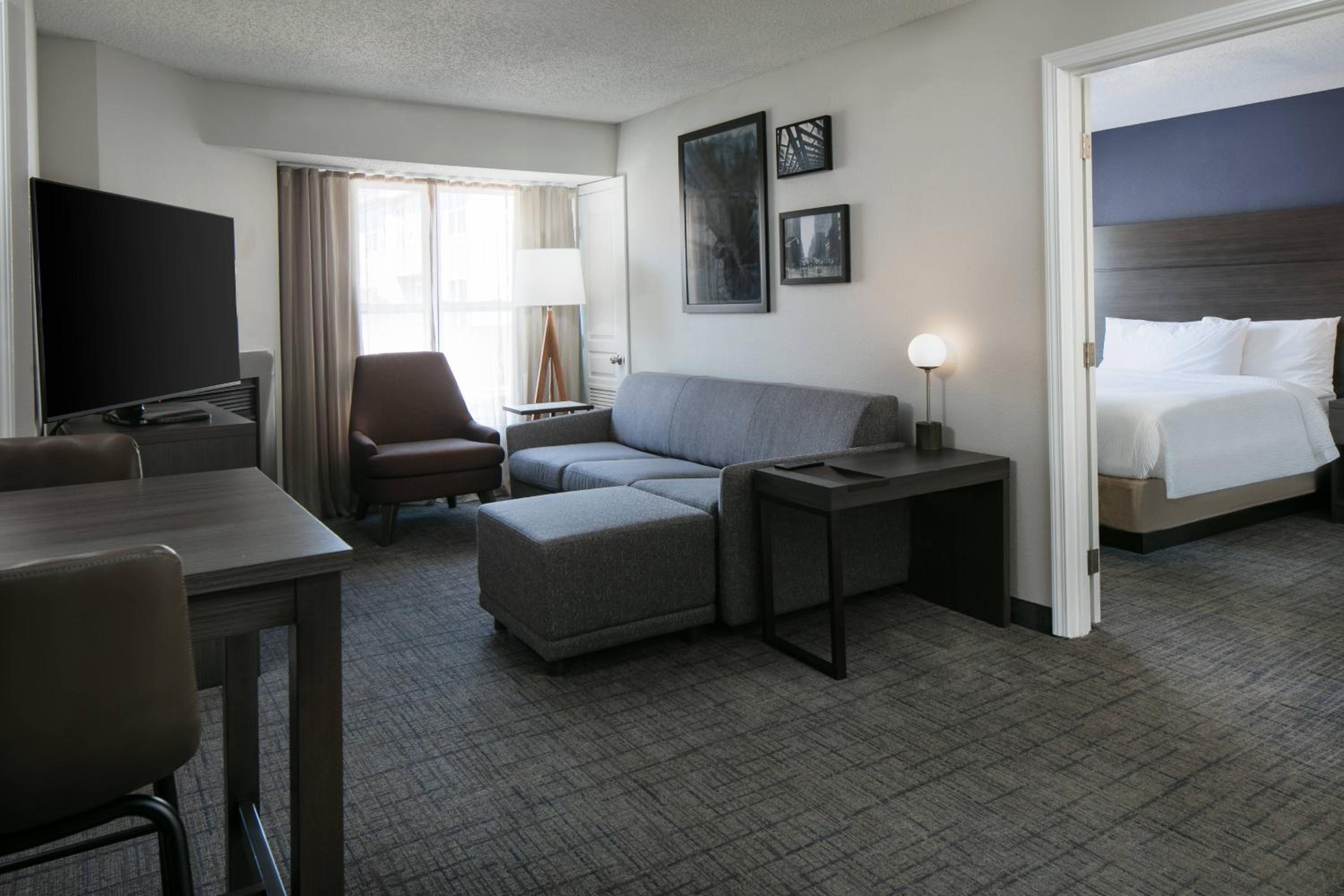 Two-Bedroom Two-Room Suite - Photo 1