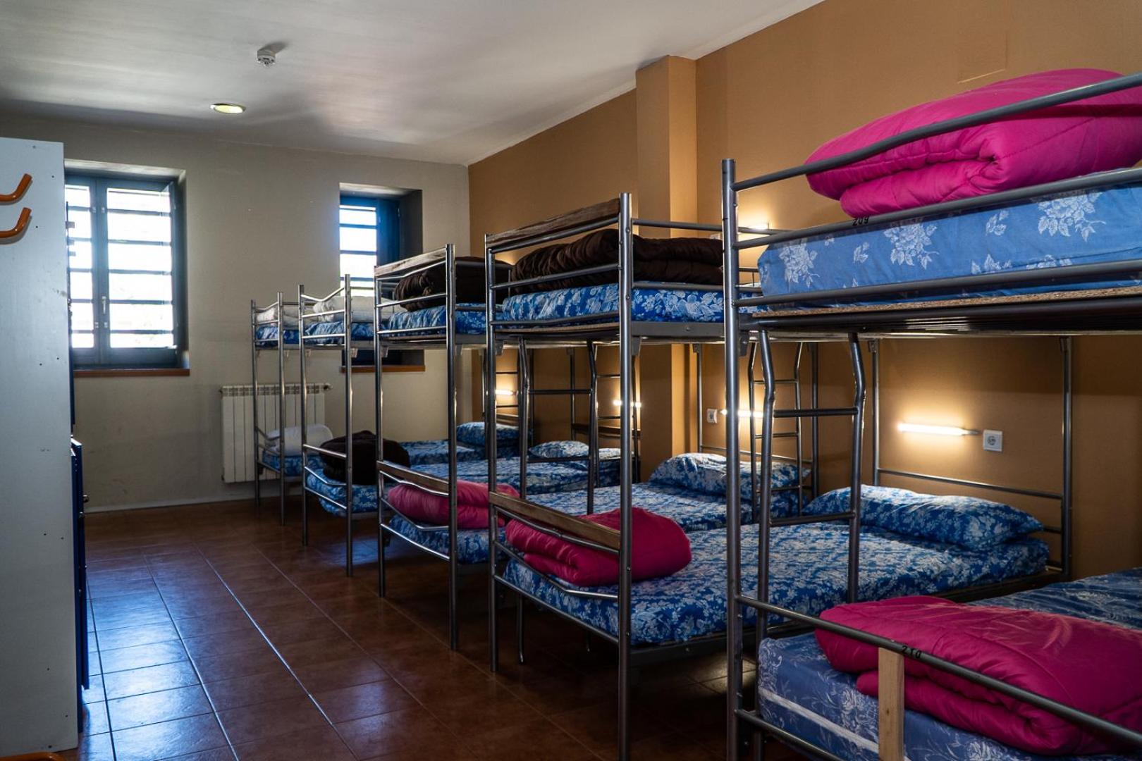 Bed in 10-Bed Mixed Dormitory Room photo 2