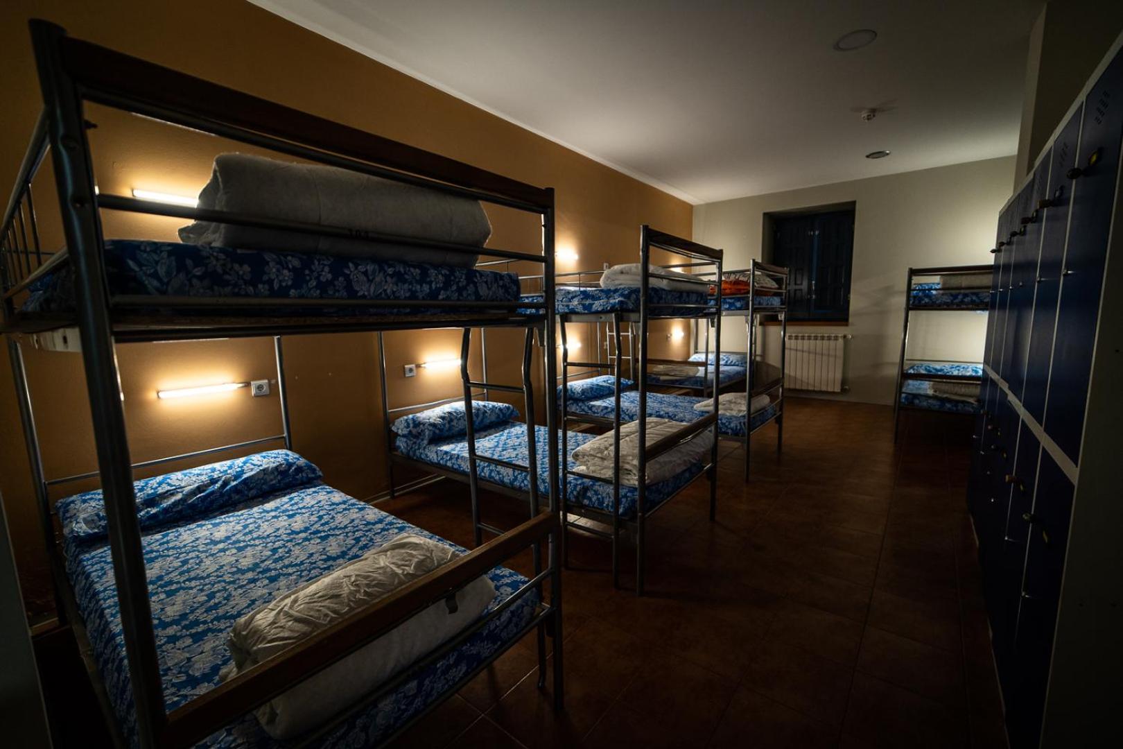 Bed in 10-Bed Mixed Dormitory Room photo 2