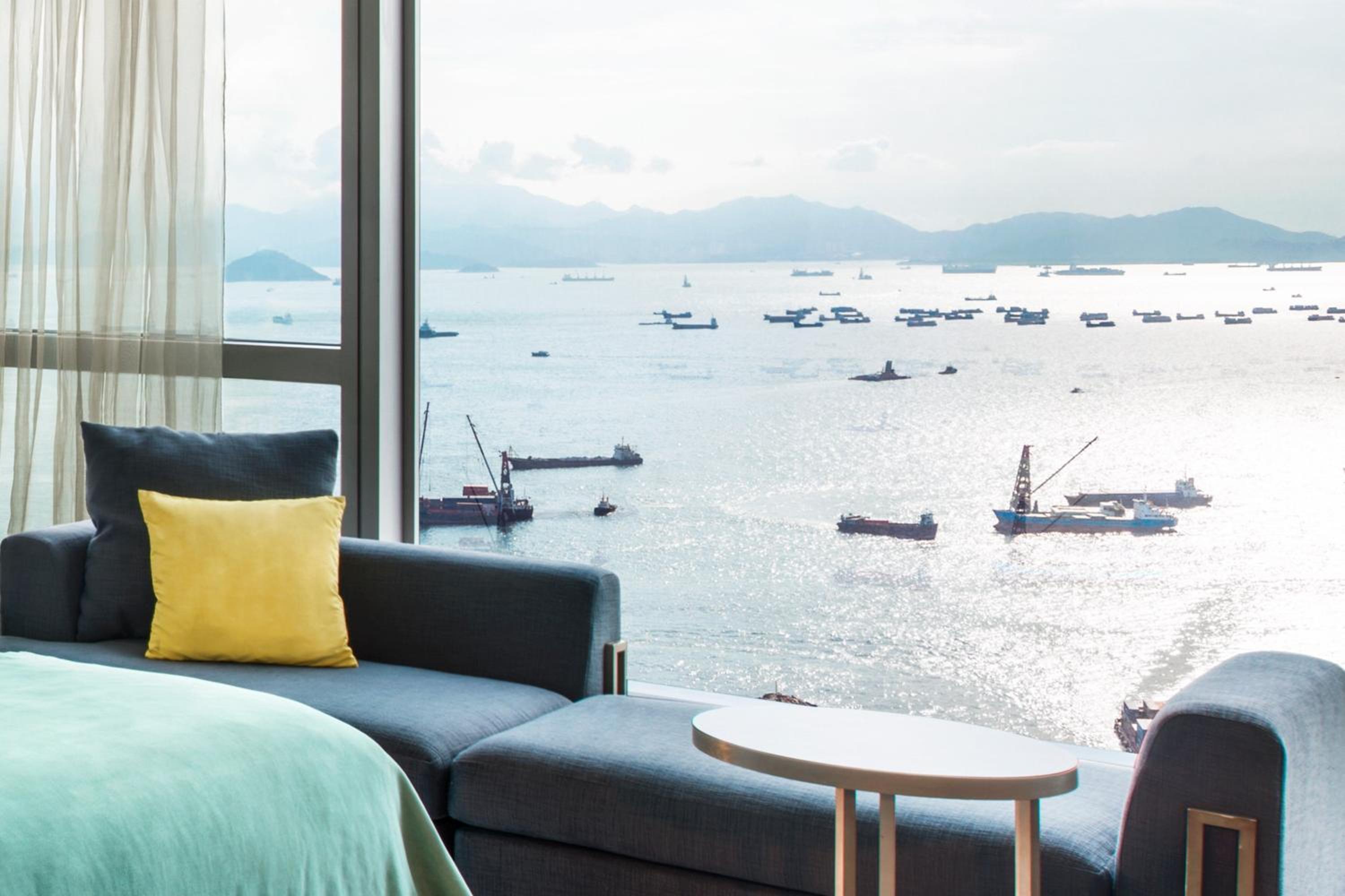 Fabulous Twin Room with Oceanfront View photo 2