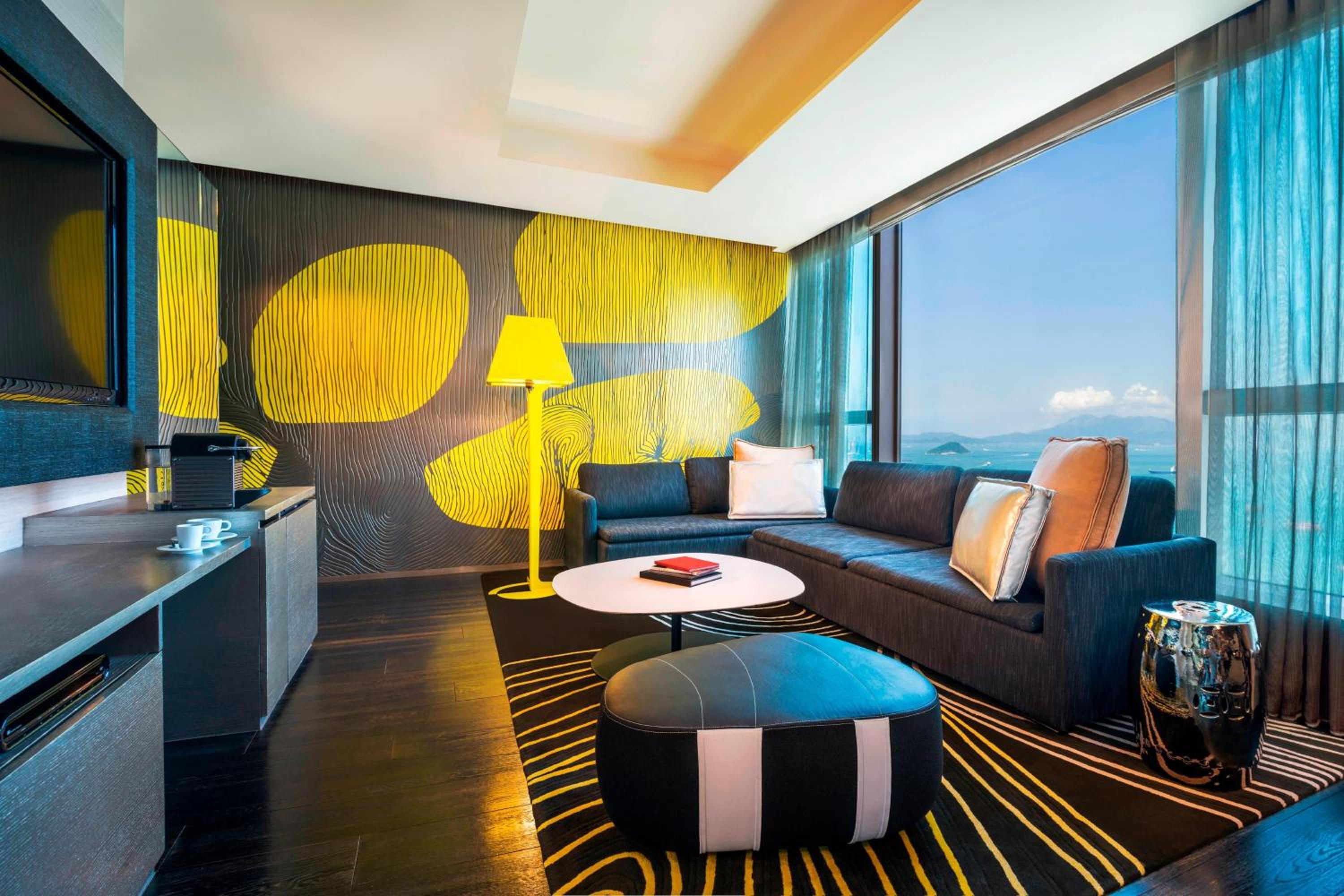 Fantastic King Suite with Oceanfront View Fantastic King Suite with Oceanfront View