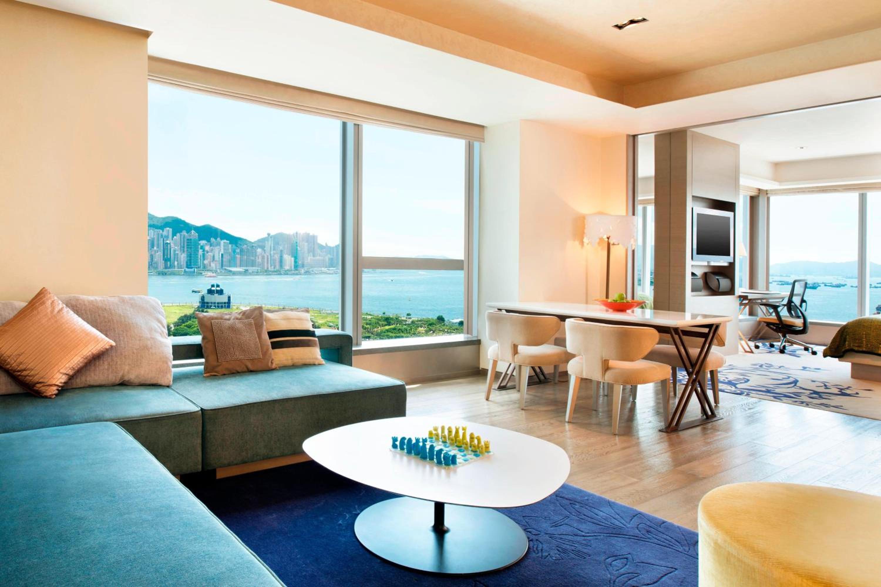 Marvelous King Suite with Oceanfront View photo 2