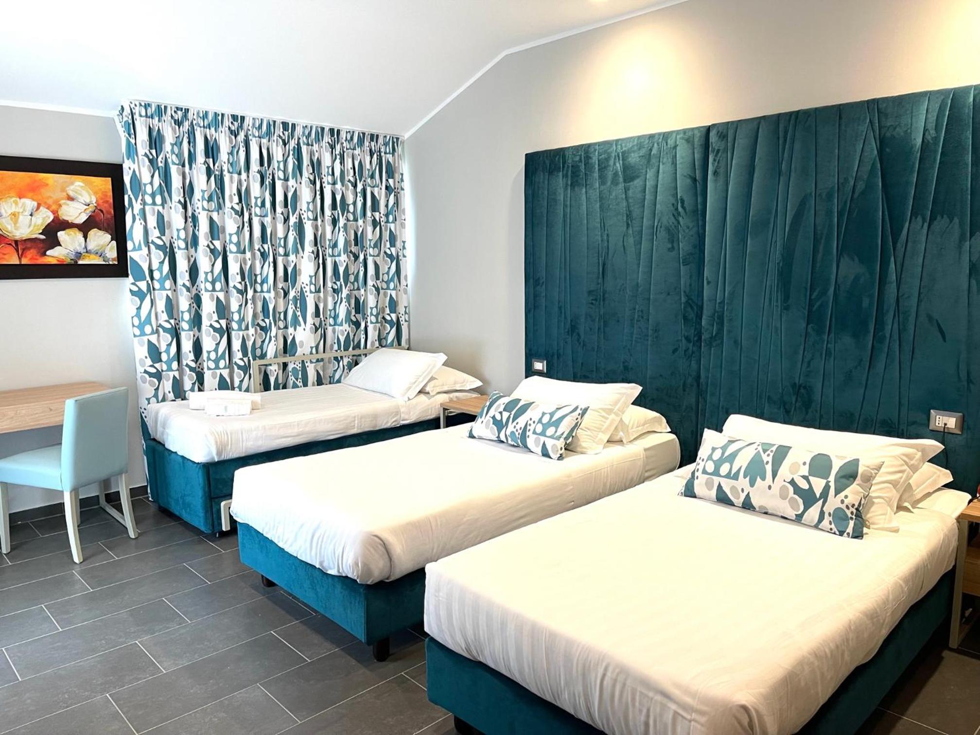 Comfort Triple Room - Photo 4