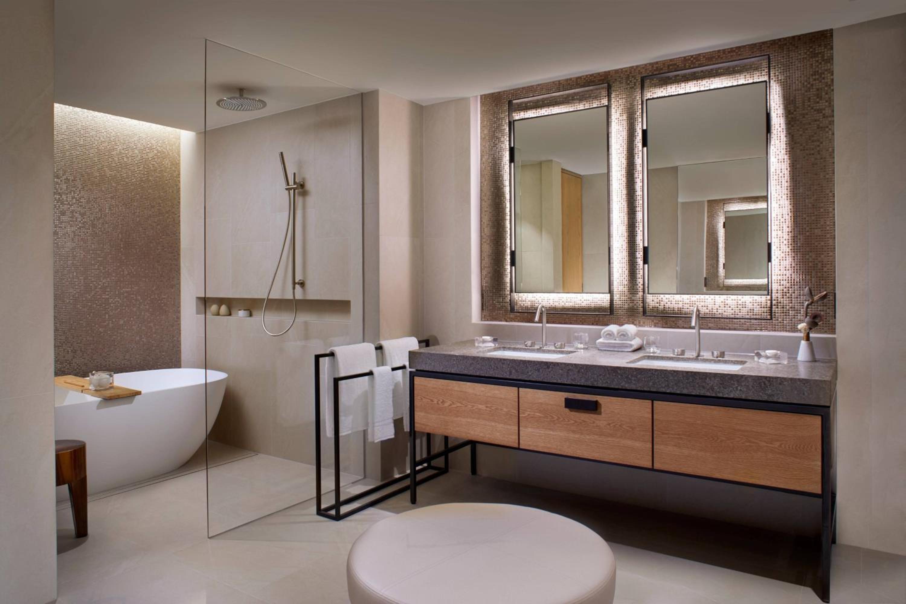 City View, Guest Room, 1 King Bed