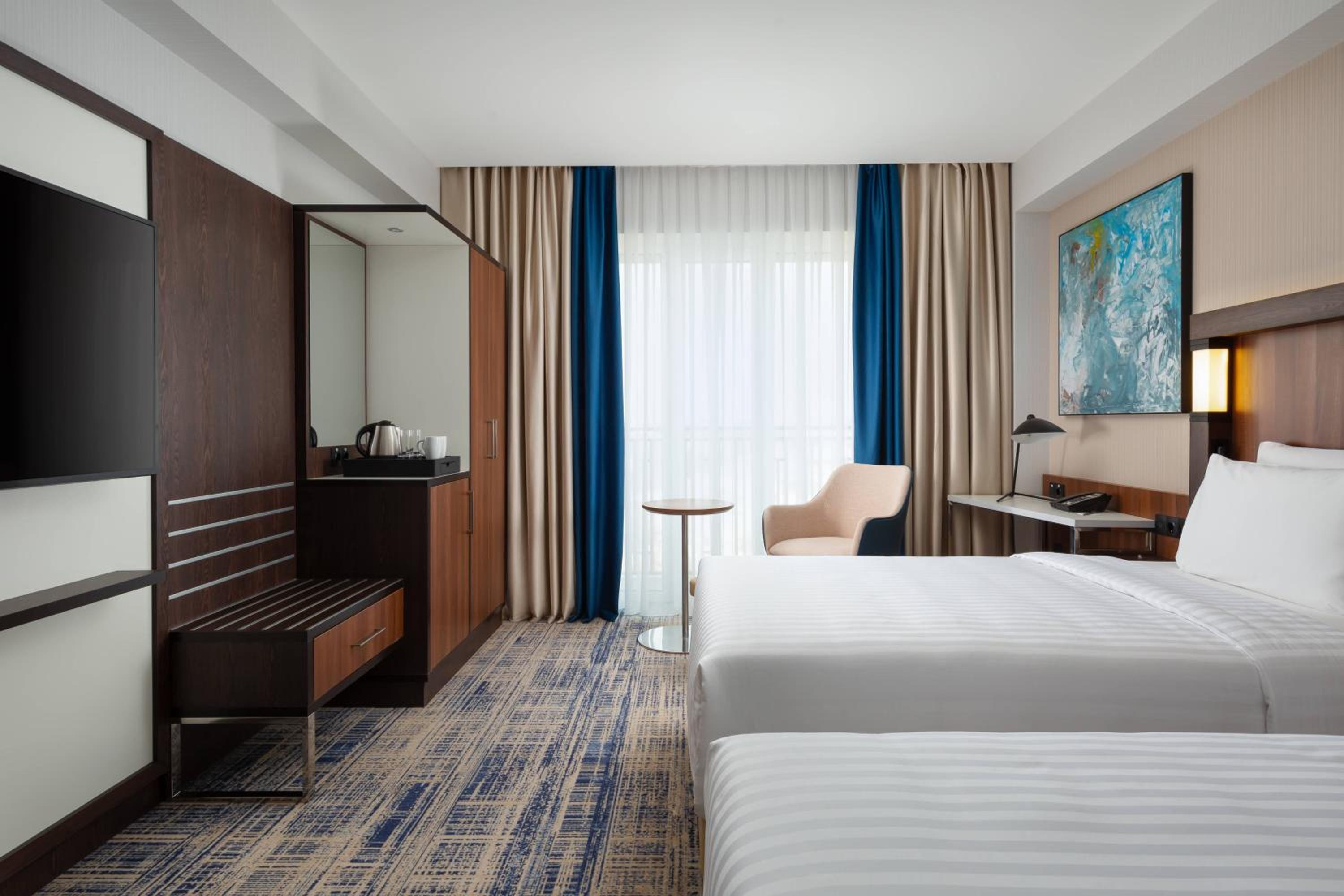 Standard Guest  room with 2 Twin/Single Bed(s), City view - Photo 4