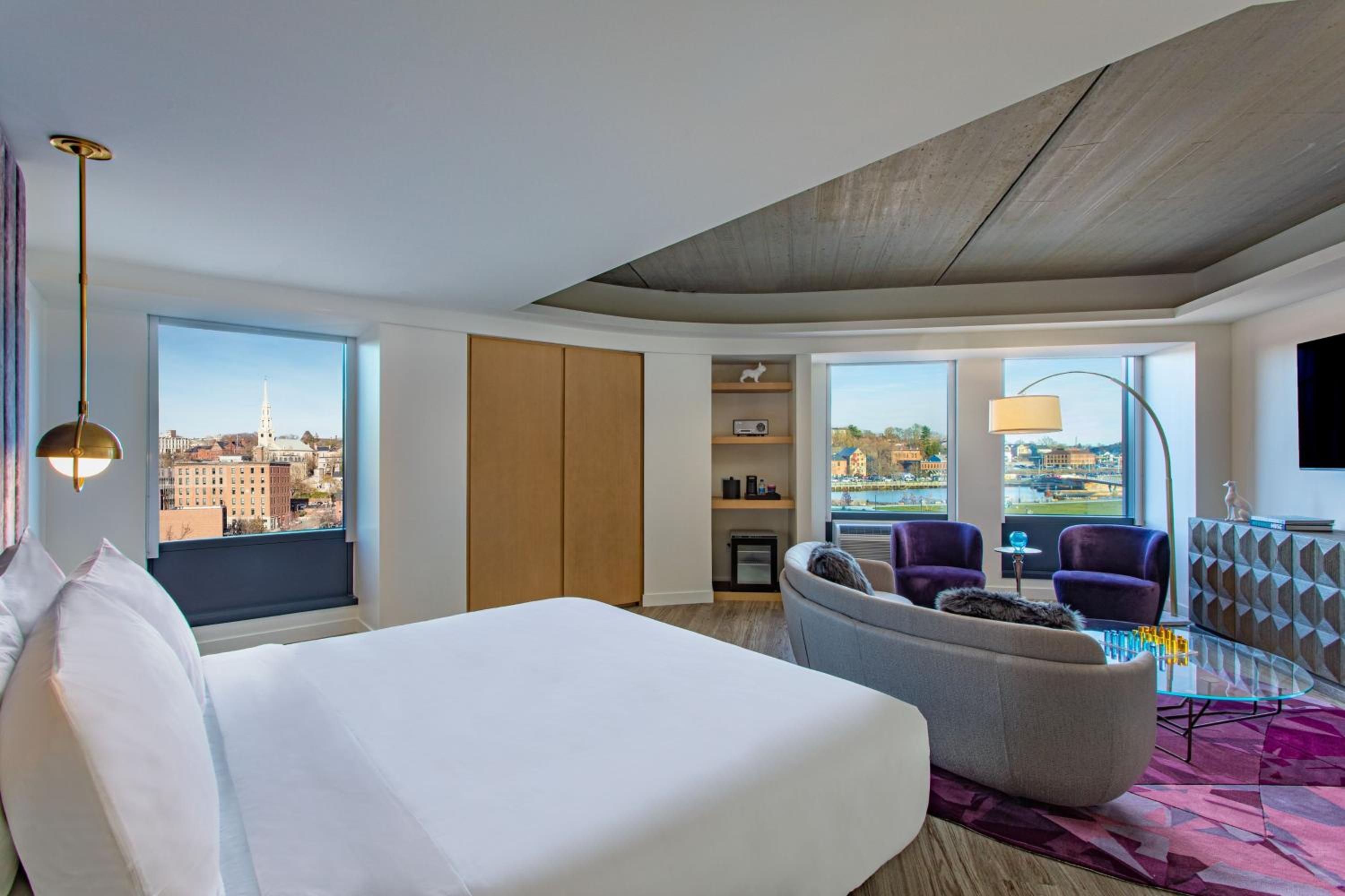 King Suite - Photo 1