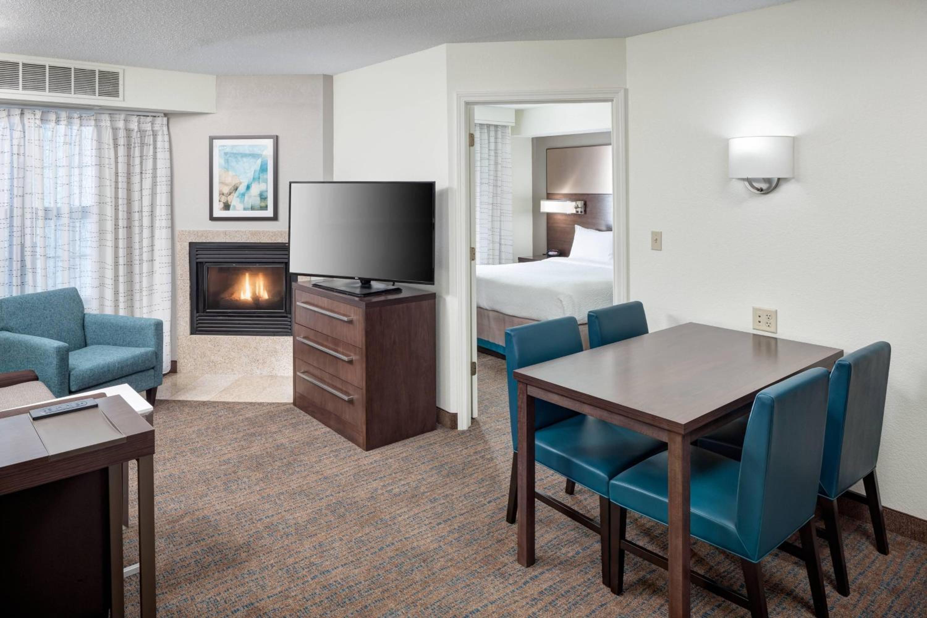 Two-Bedroom Suite - Photo 1