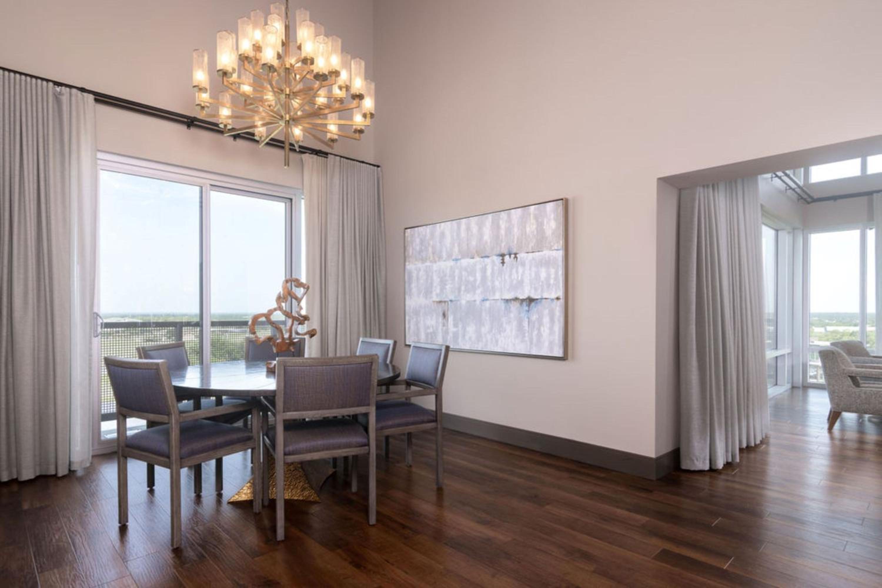 Lake Atlas King Suite photo 3