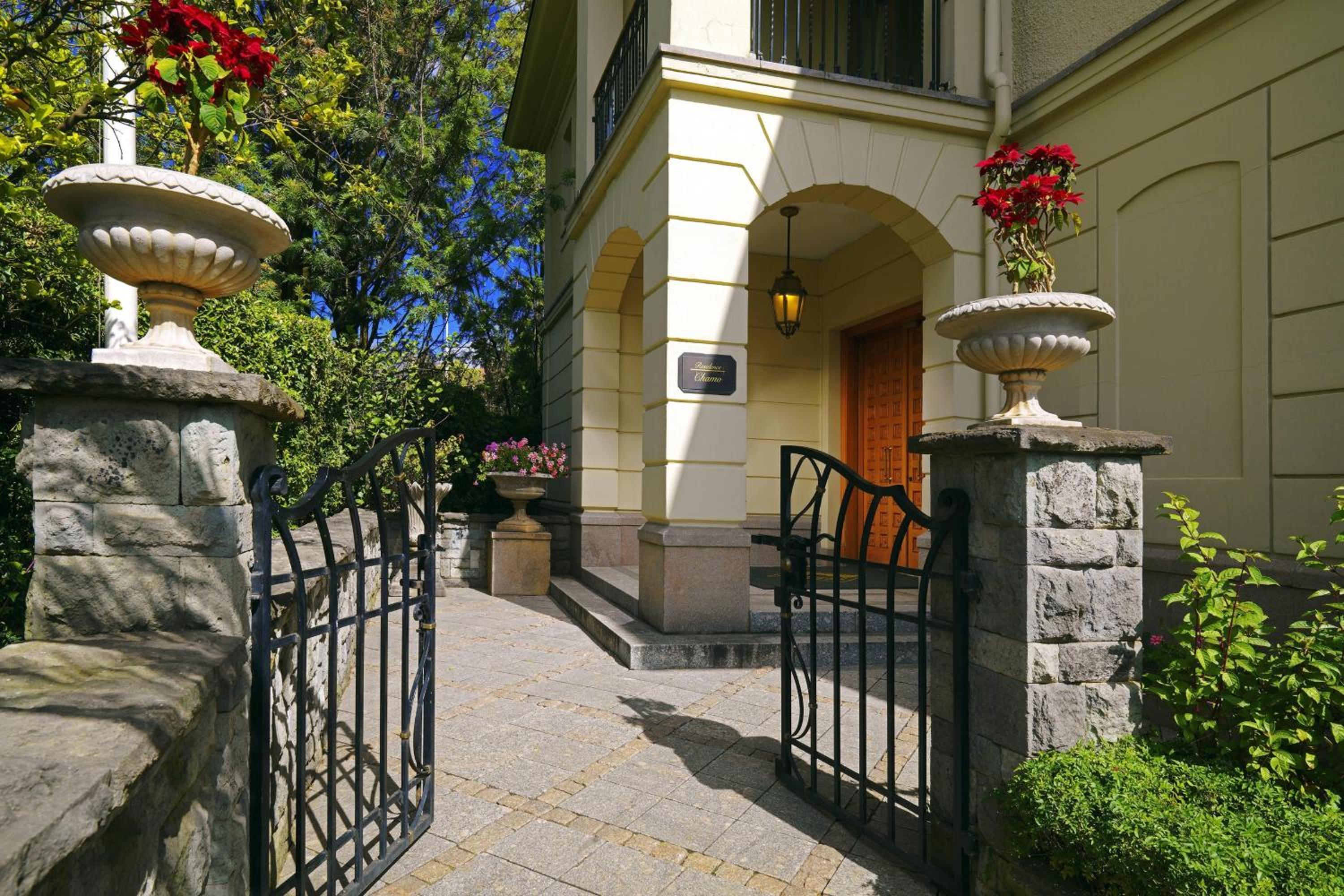 Hotel Building