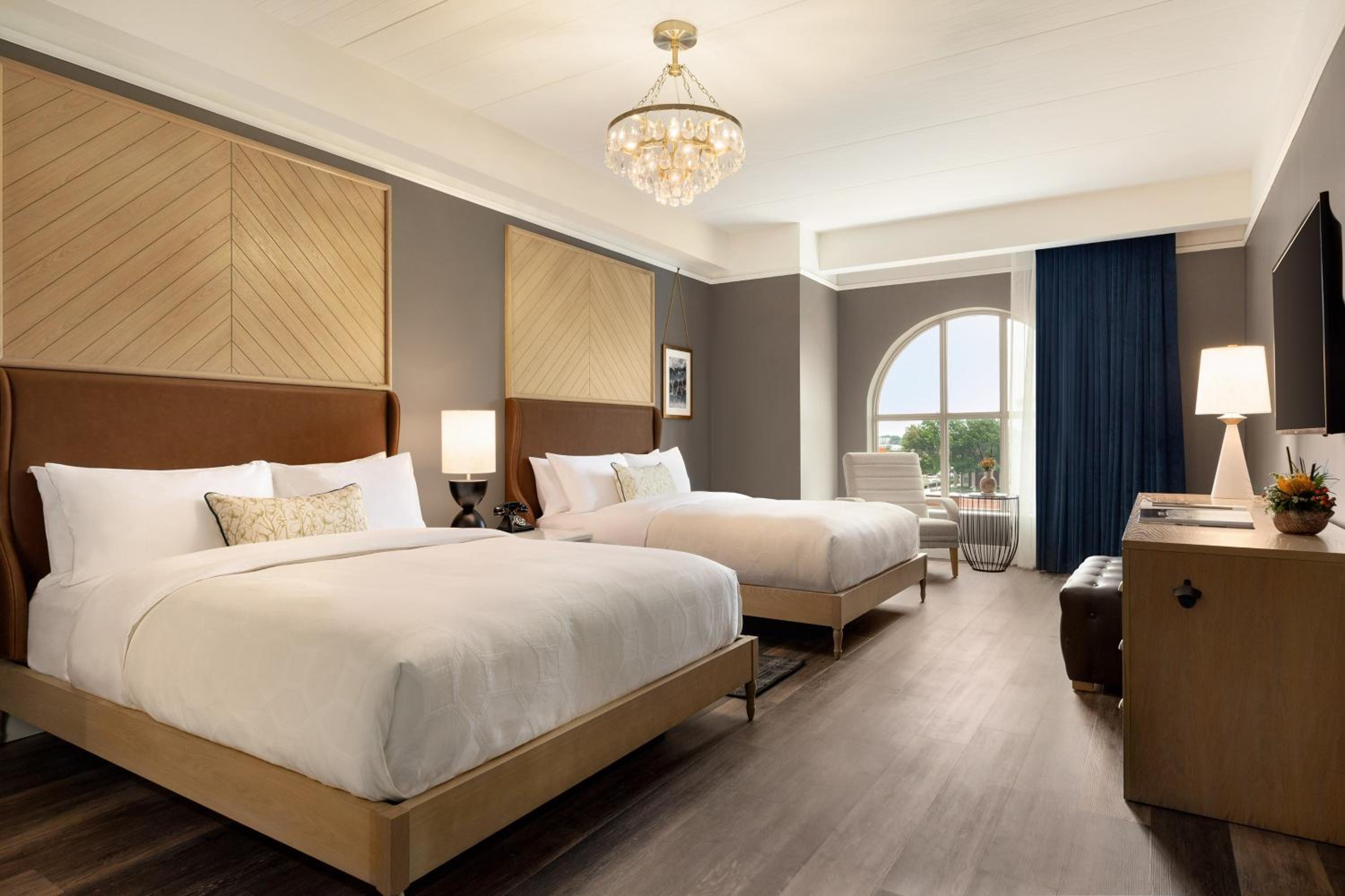 Guest room, 2 Queen - Photo 8