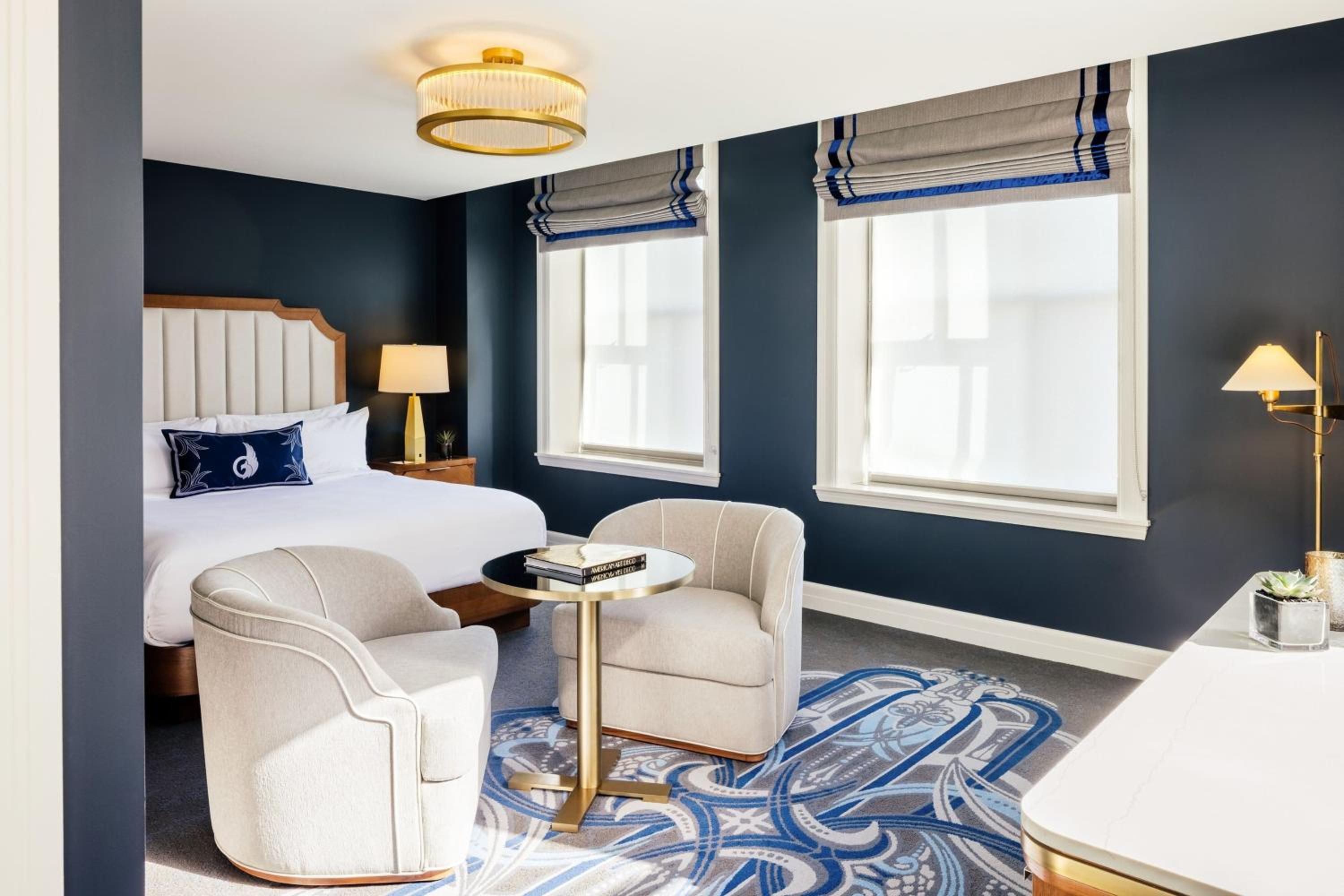 One-Bedroom King Suite - Photo 2