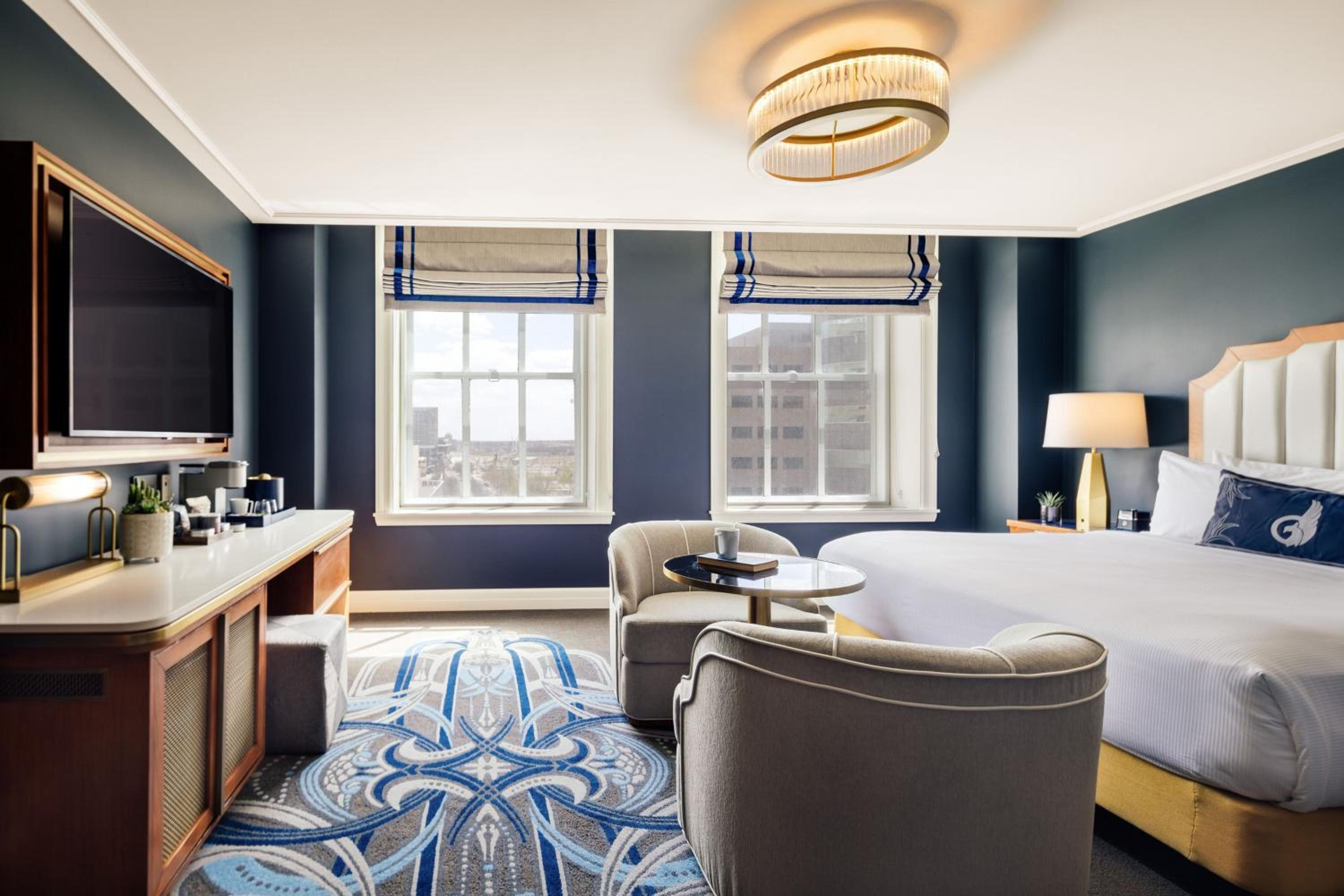 Executive King Room - Photo 3