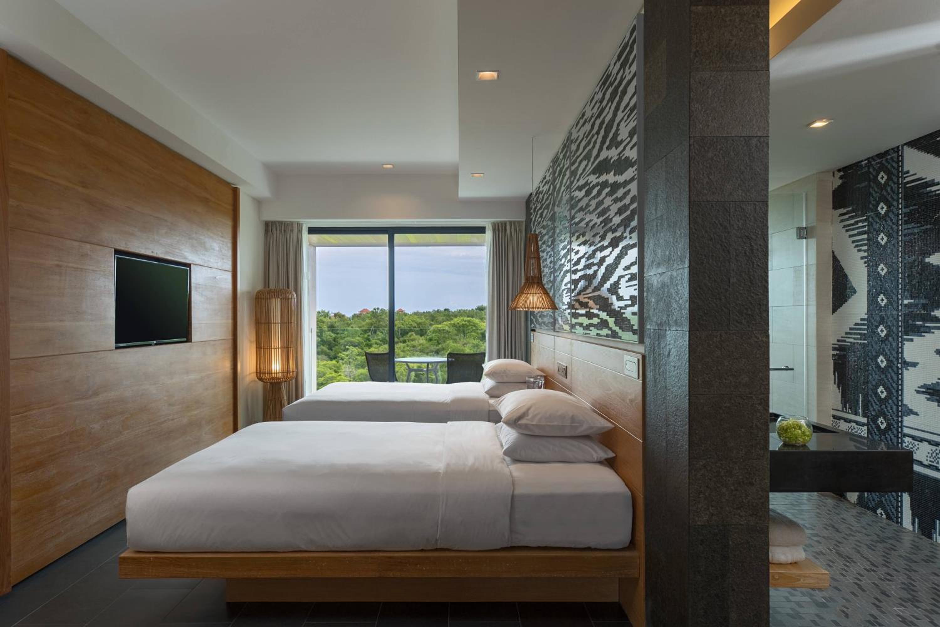 Deluxe Twin, Guest room, 2 Twin/Single Bed(s), Garden view with Free Scheduled Shuttle to Hotel’s Beach Facility 