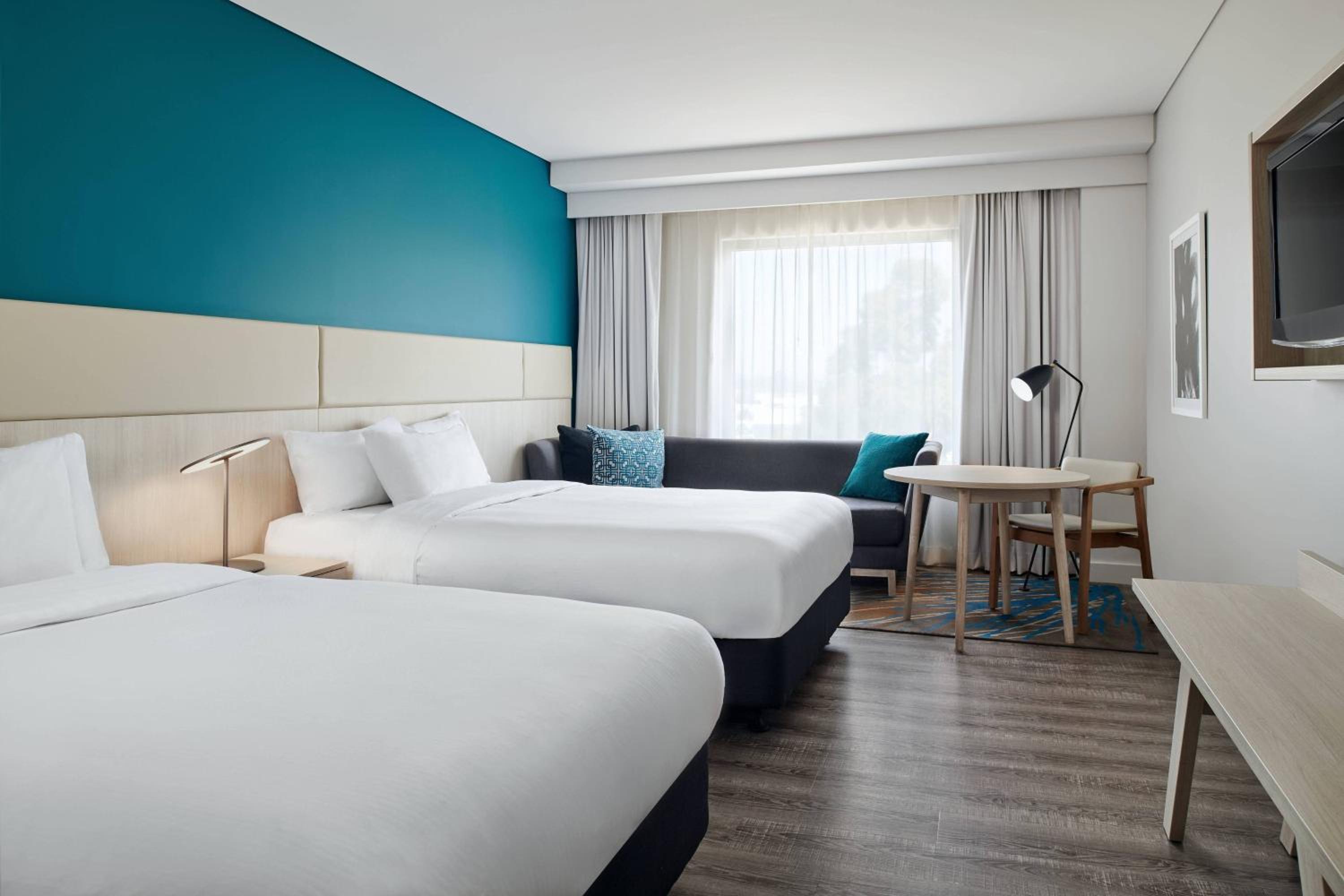 Guest Room, 2 Double