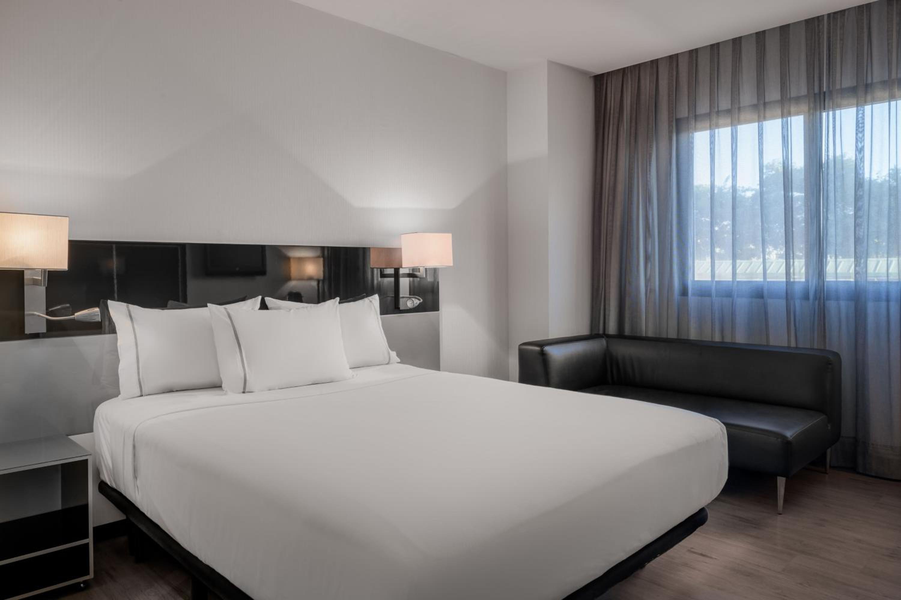 Standard Plus Queen, Guest room, 1 Queen