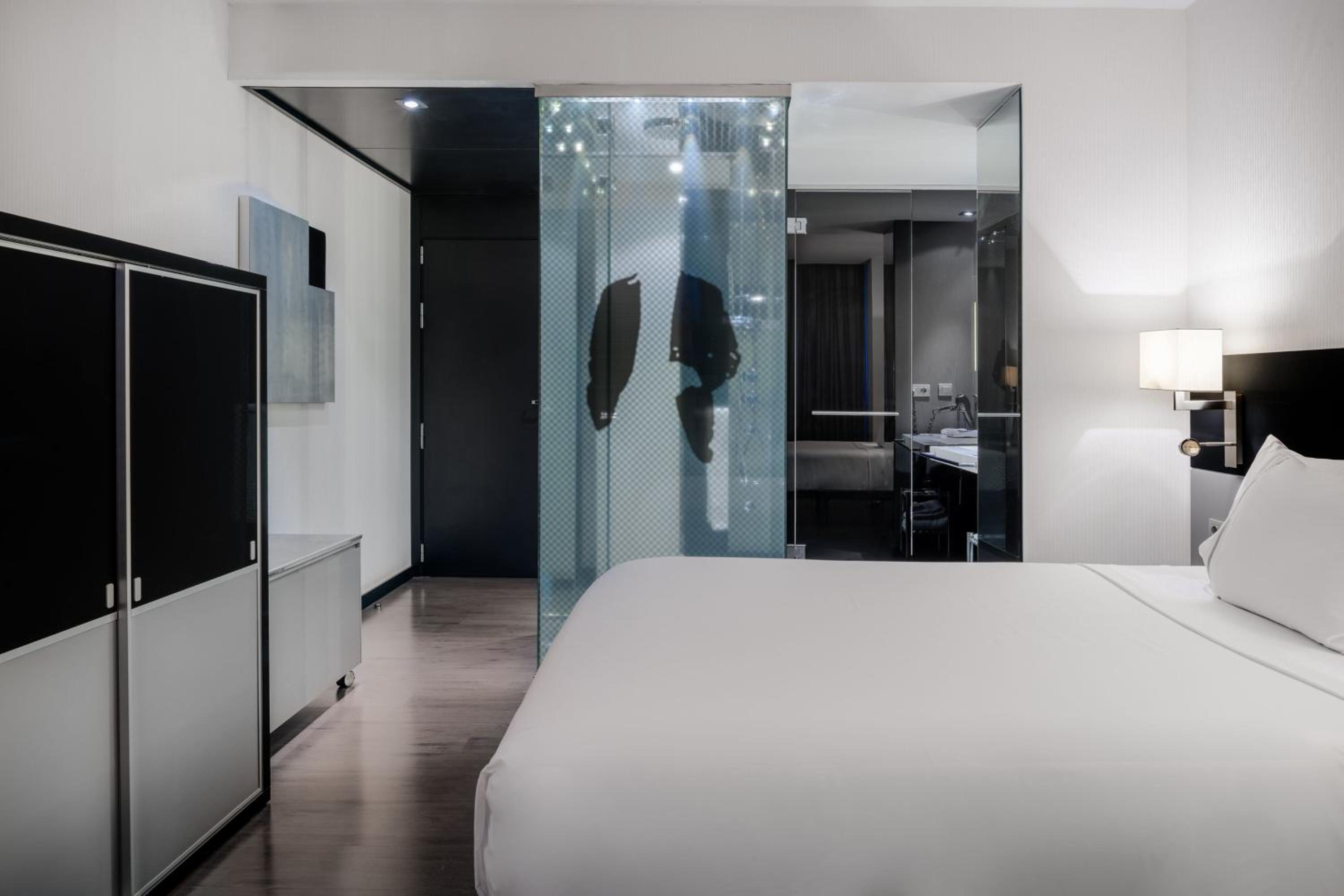 Standard Plus Queen, Guest room, 1 Queen