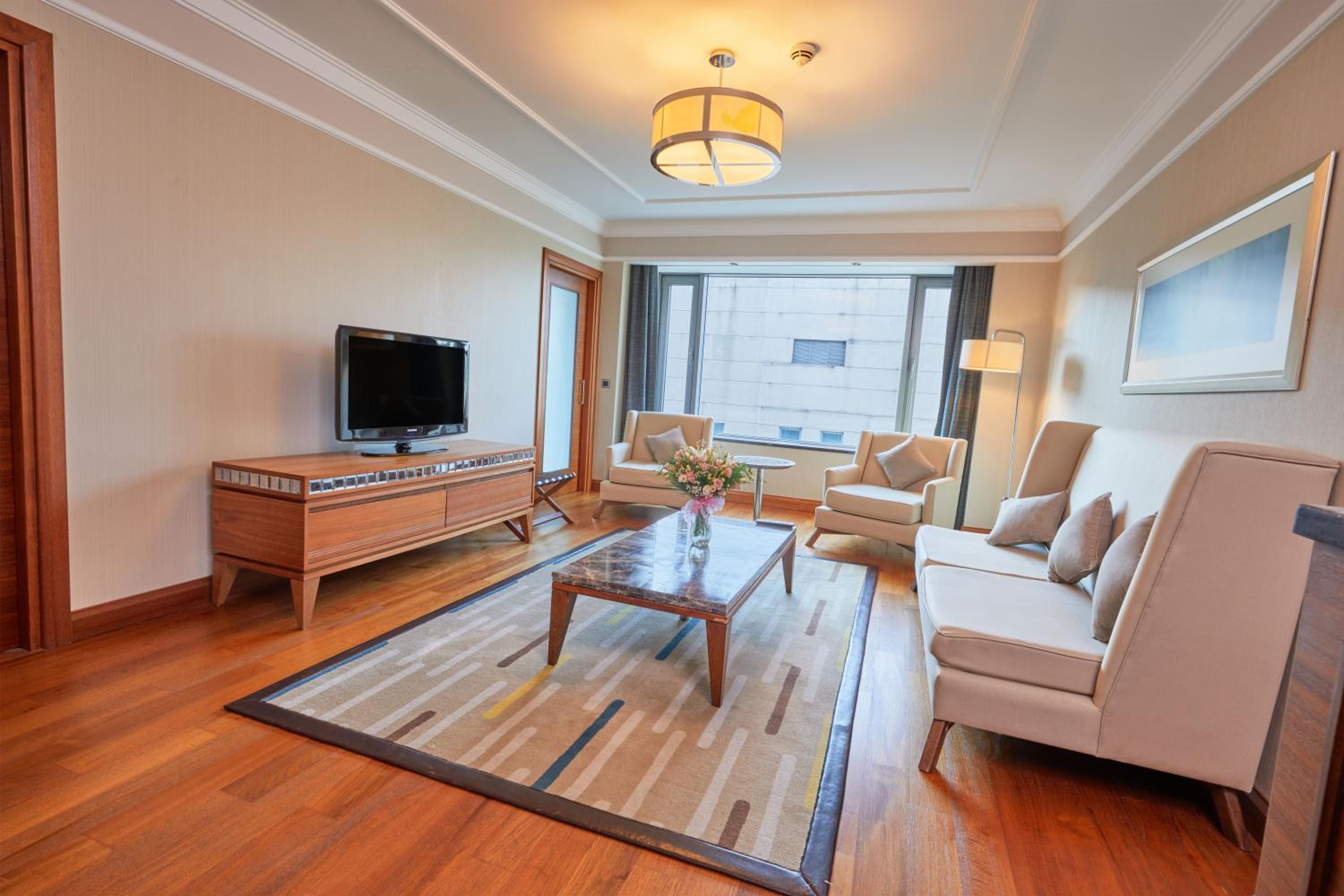 Family Suite - Photo 6
