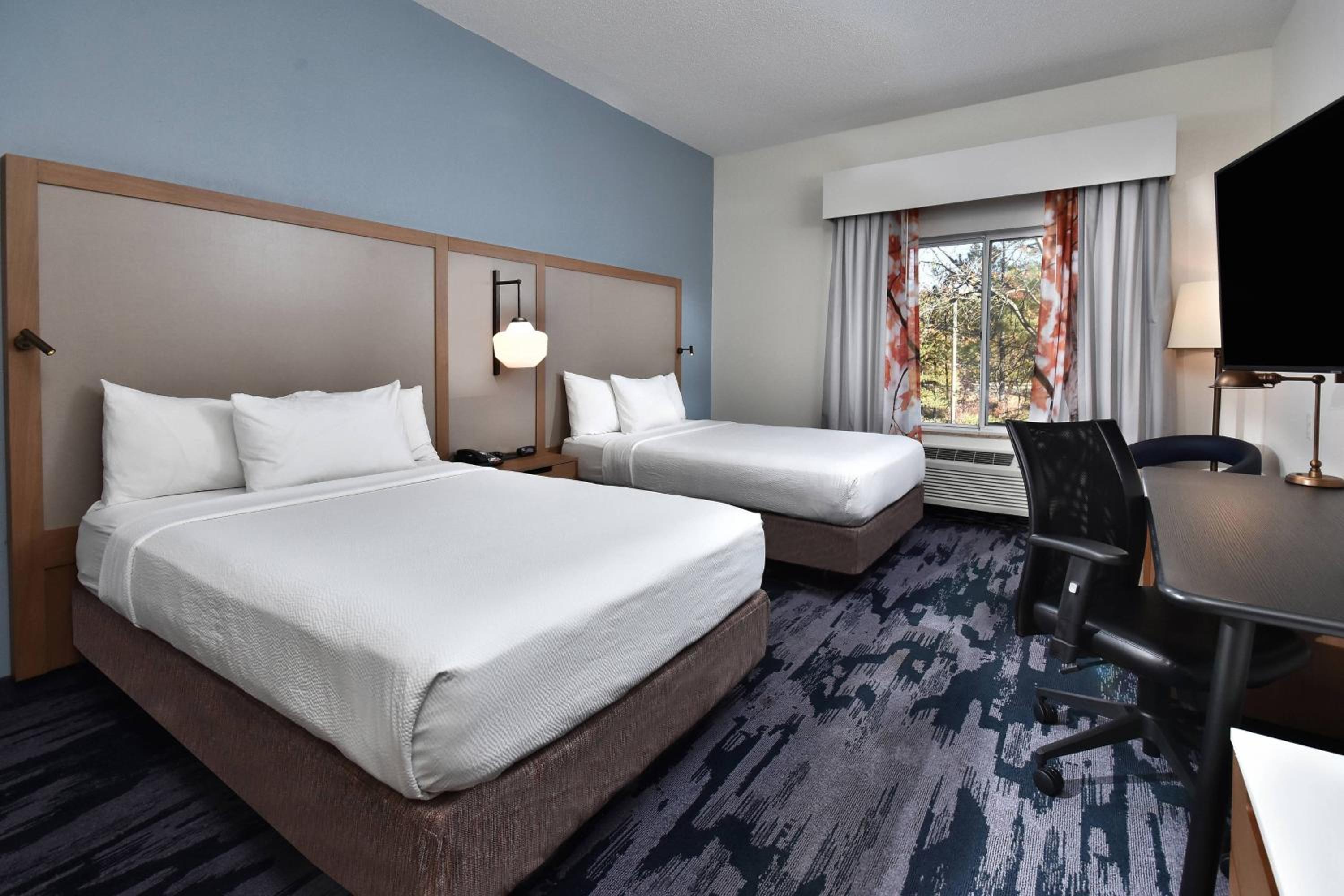 Double Room with Two Double Beds - Photo 1