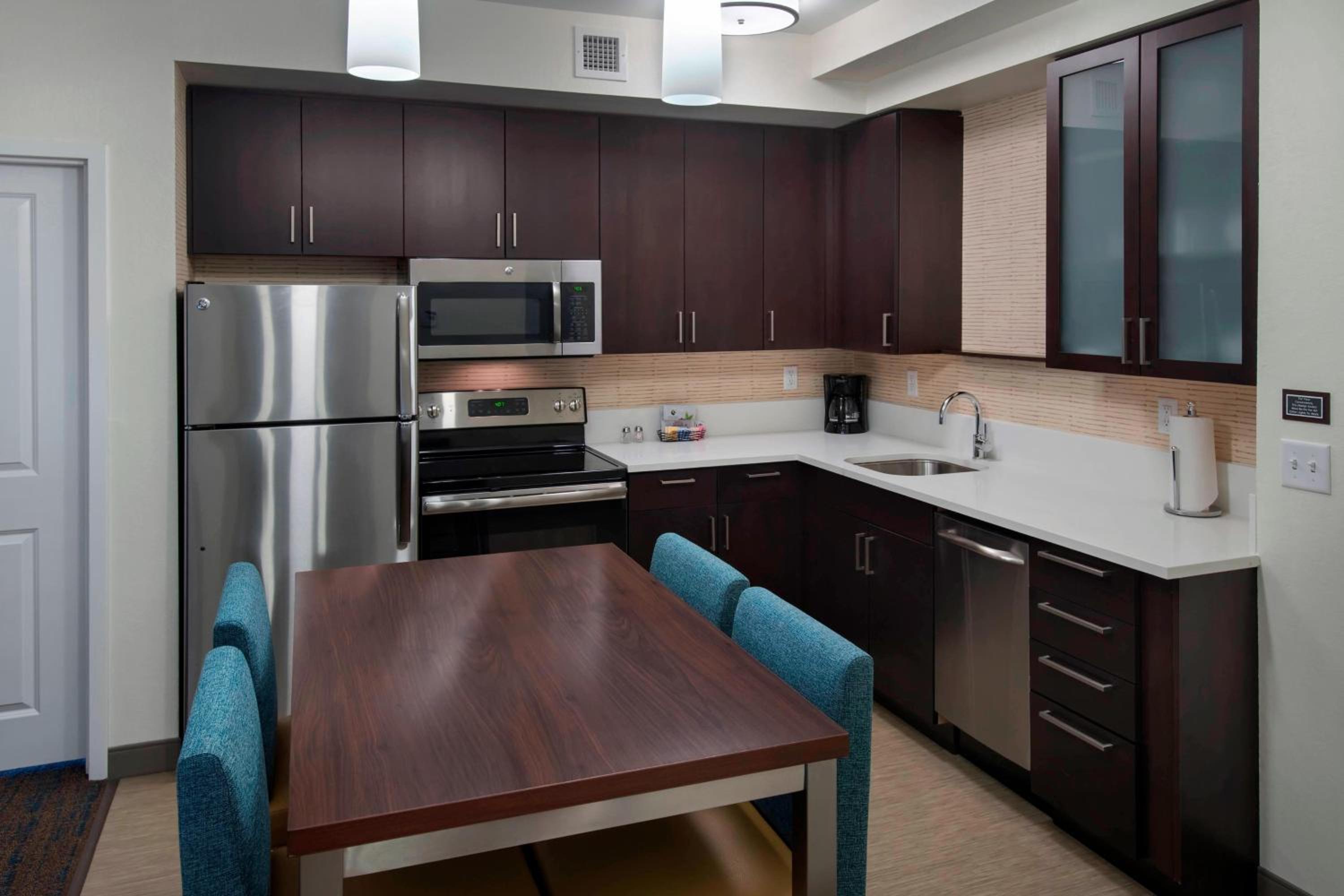 Two-Bedroom Suite photo 2