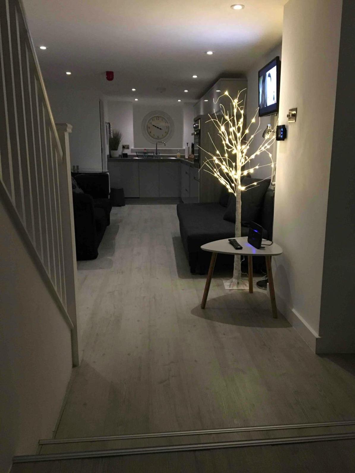 One-Bedroom Apartment - Photo 7