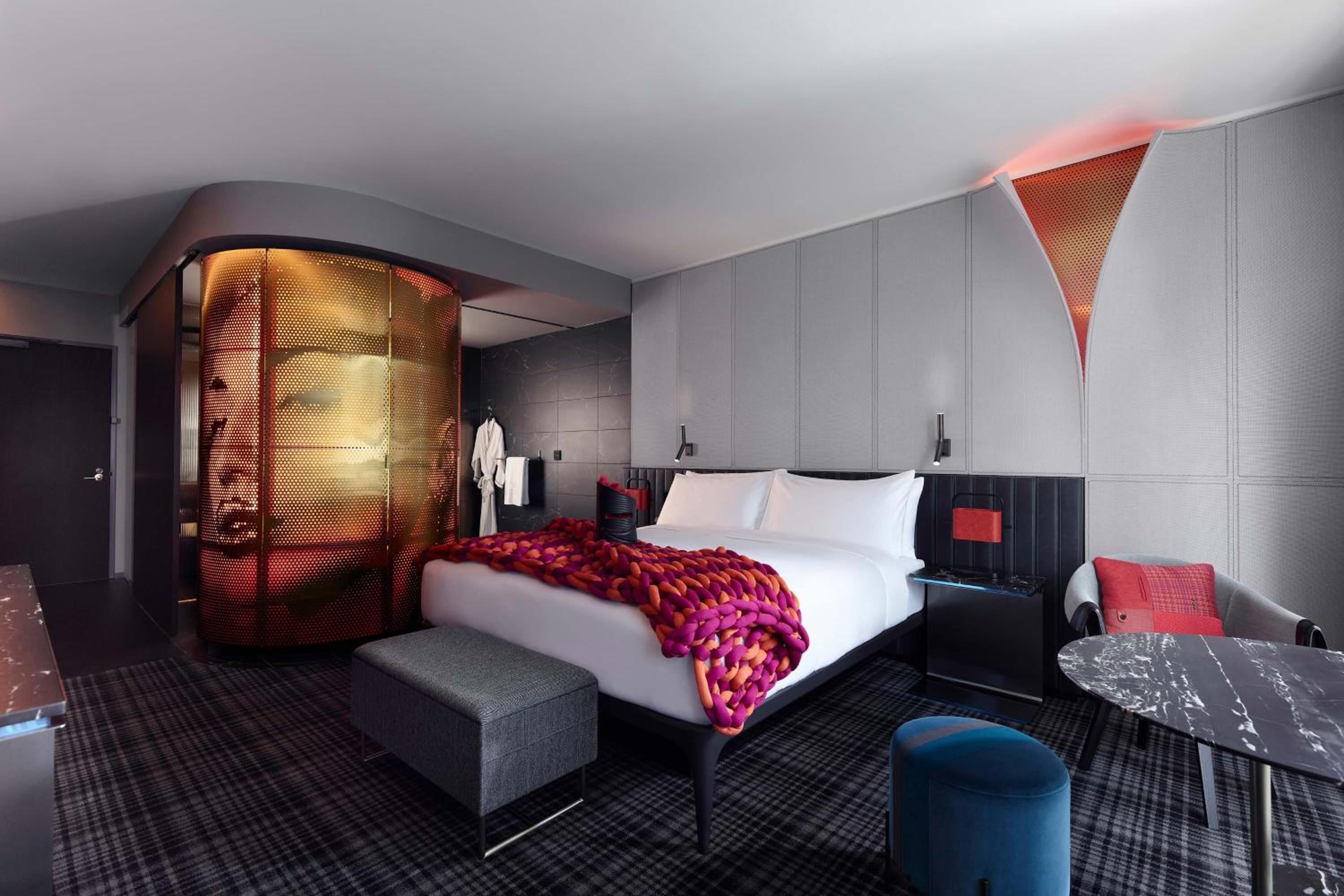 Standard Room, Guest Room, 1 King - Photo 5