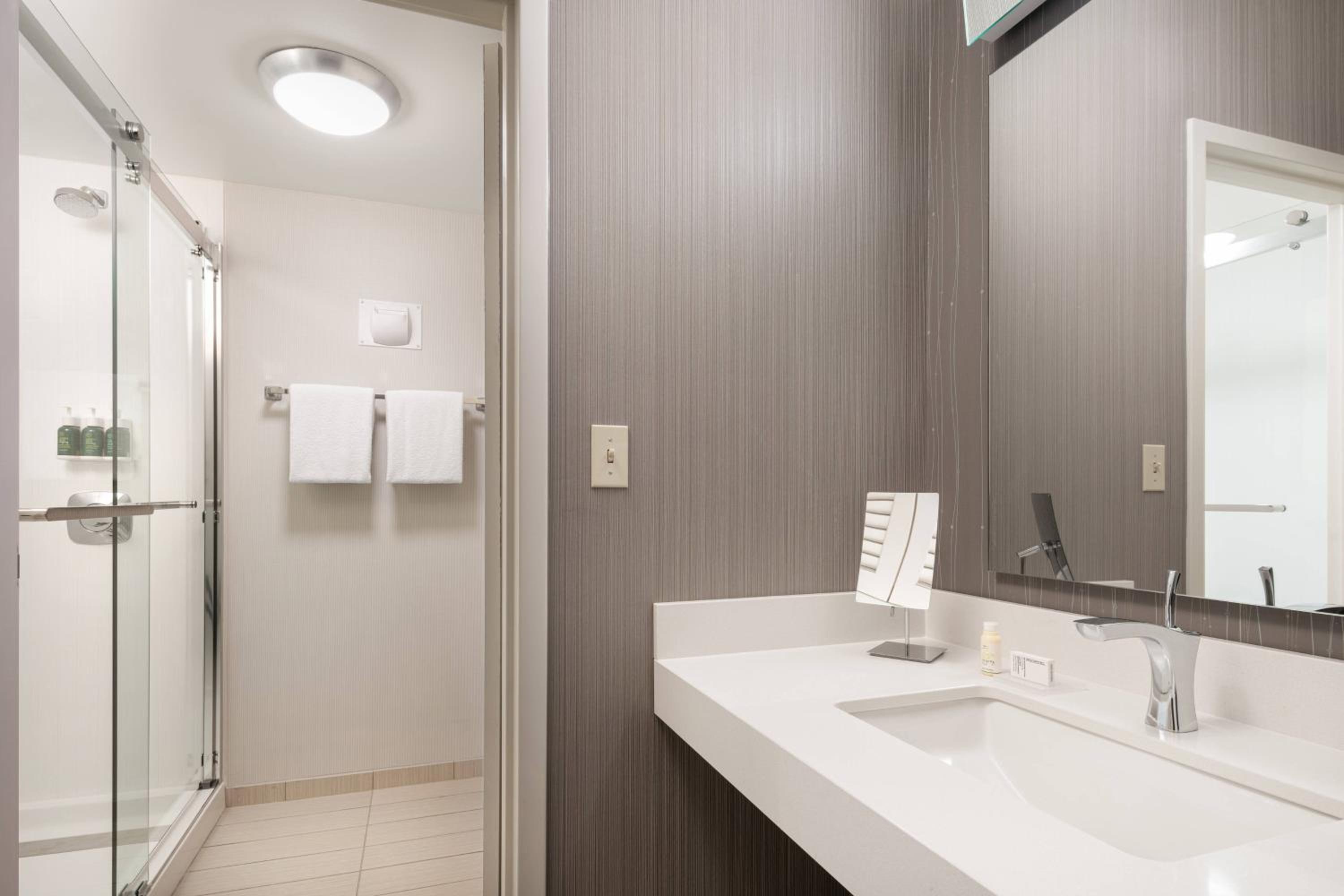 Courtyard by Marriott Boulder, Photo 3