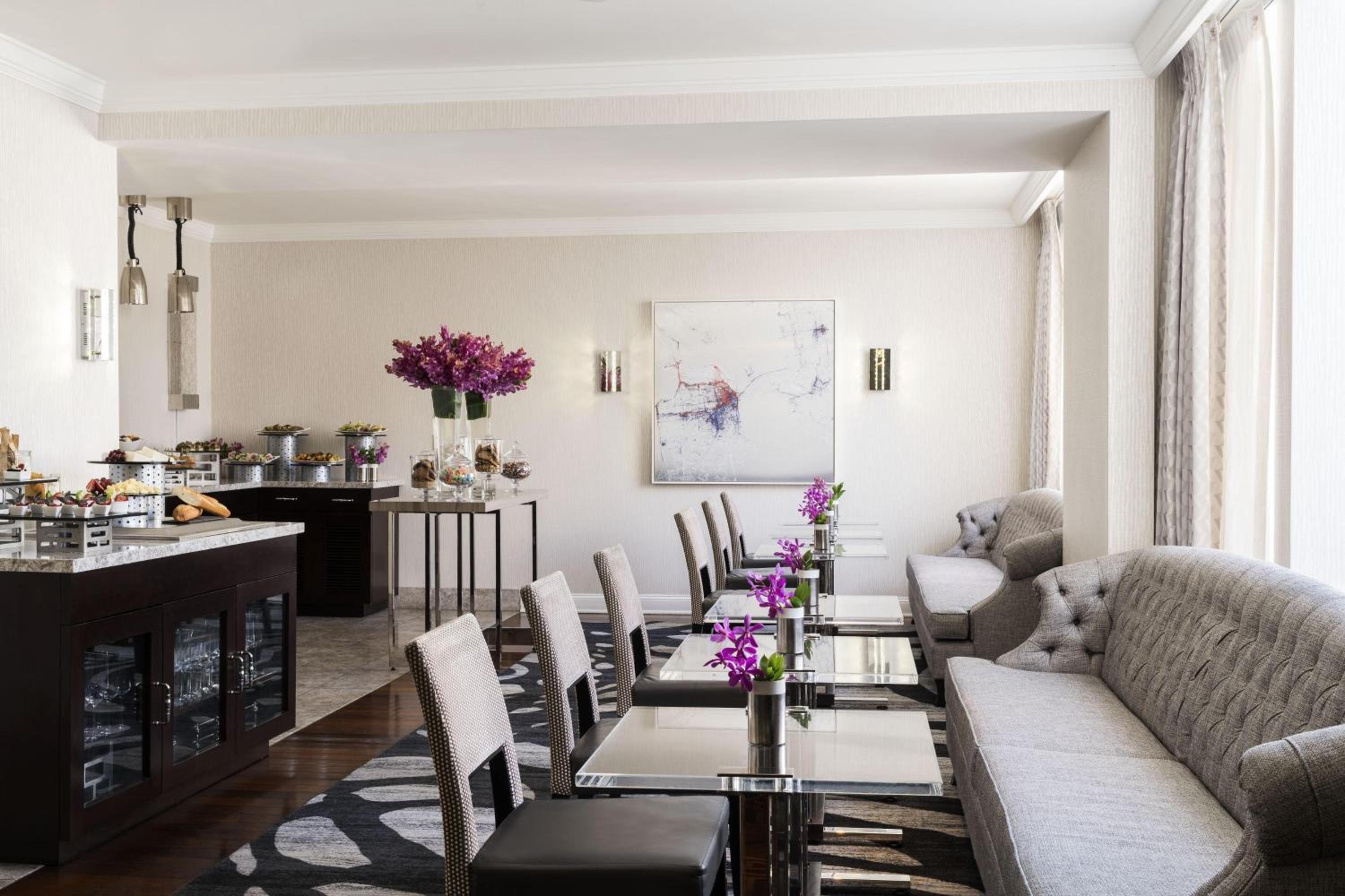 One-Bedroom Presidential Suite