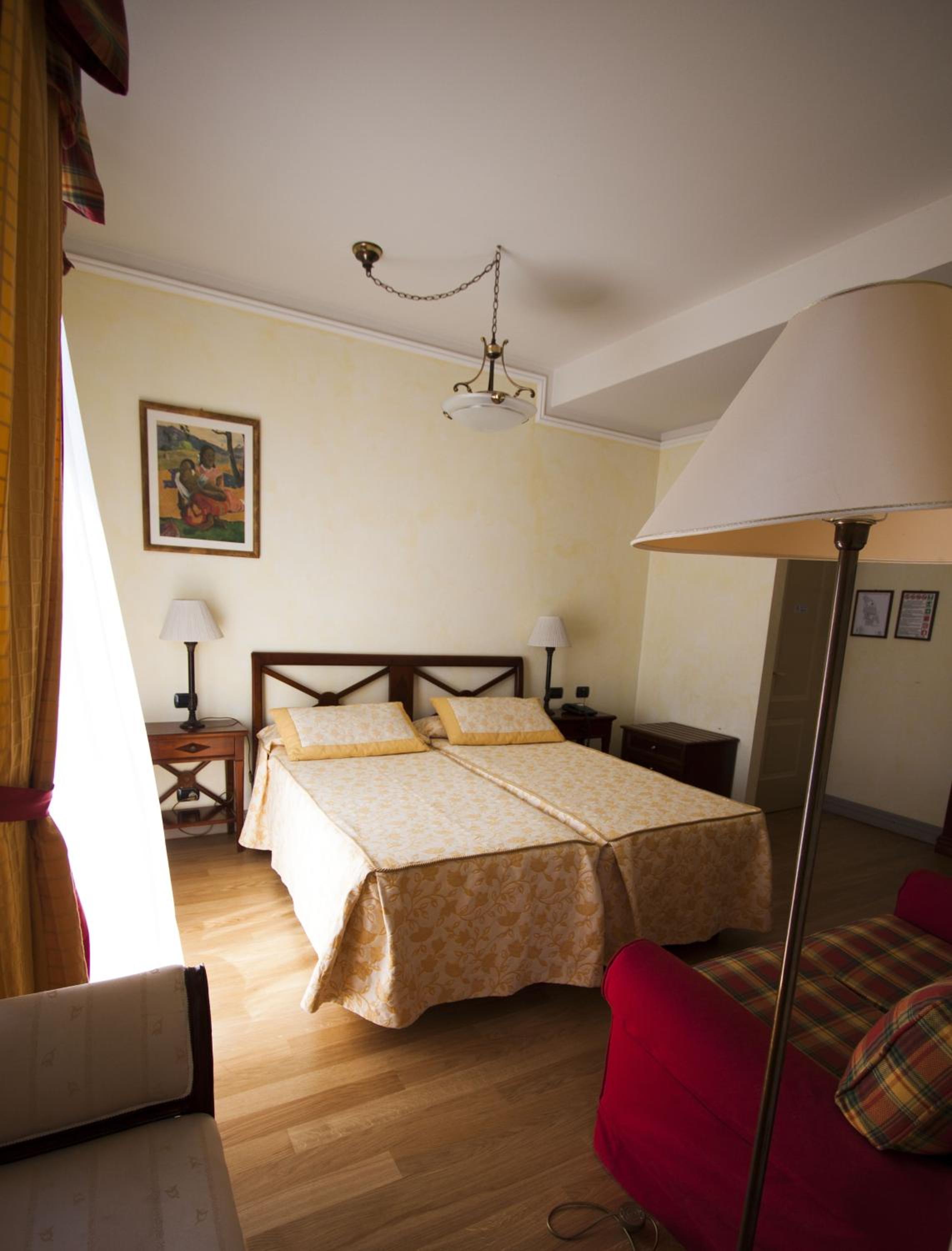 Double Room with Lake View