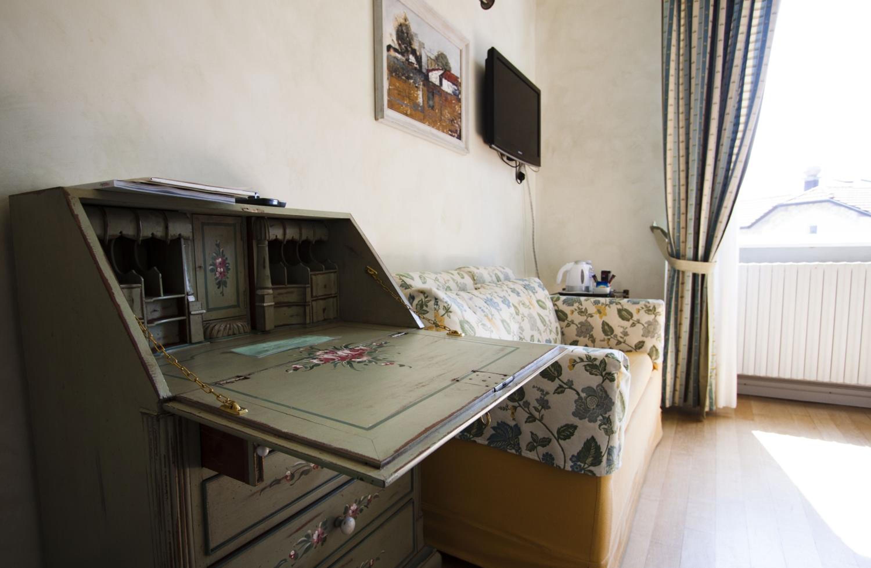 Double Room with Lake View