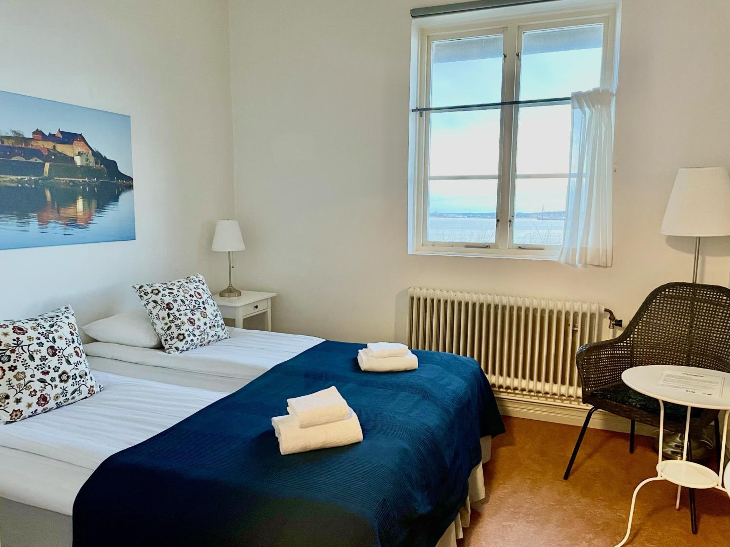 Standard Twin Room Sea View with Shared Bathroom photo 1