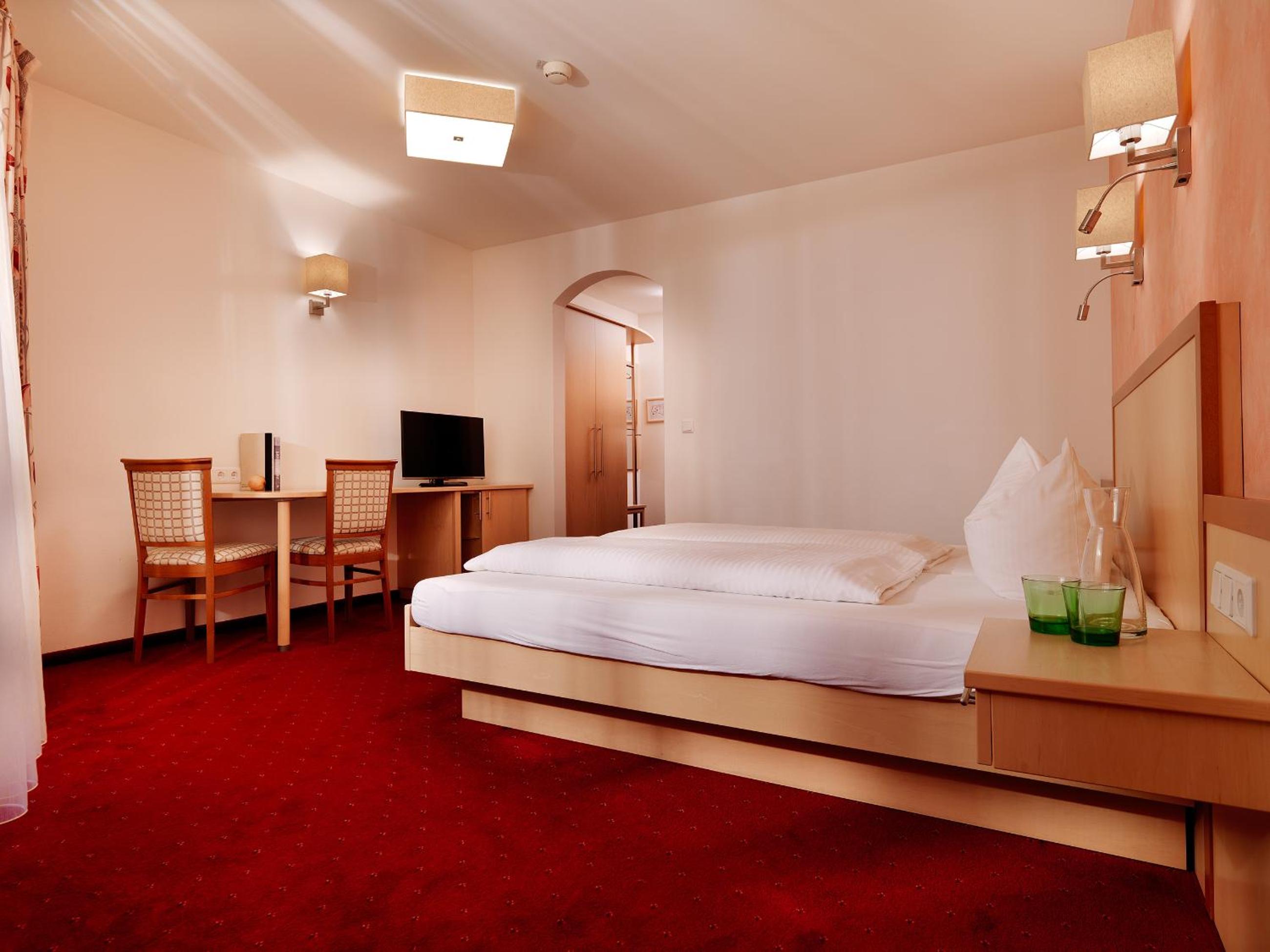 Standard Double Room - Photo 3