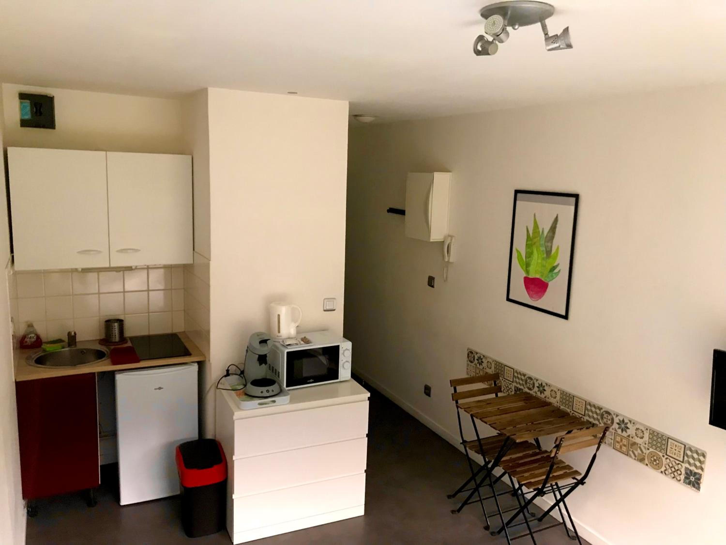 Studio Apartment
