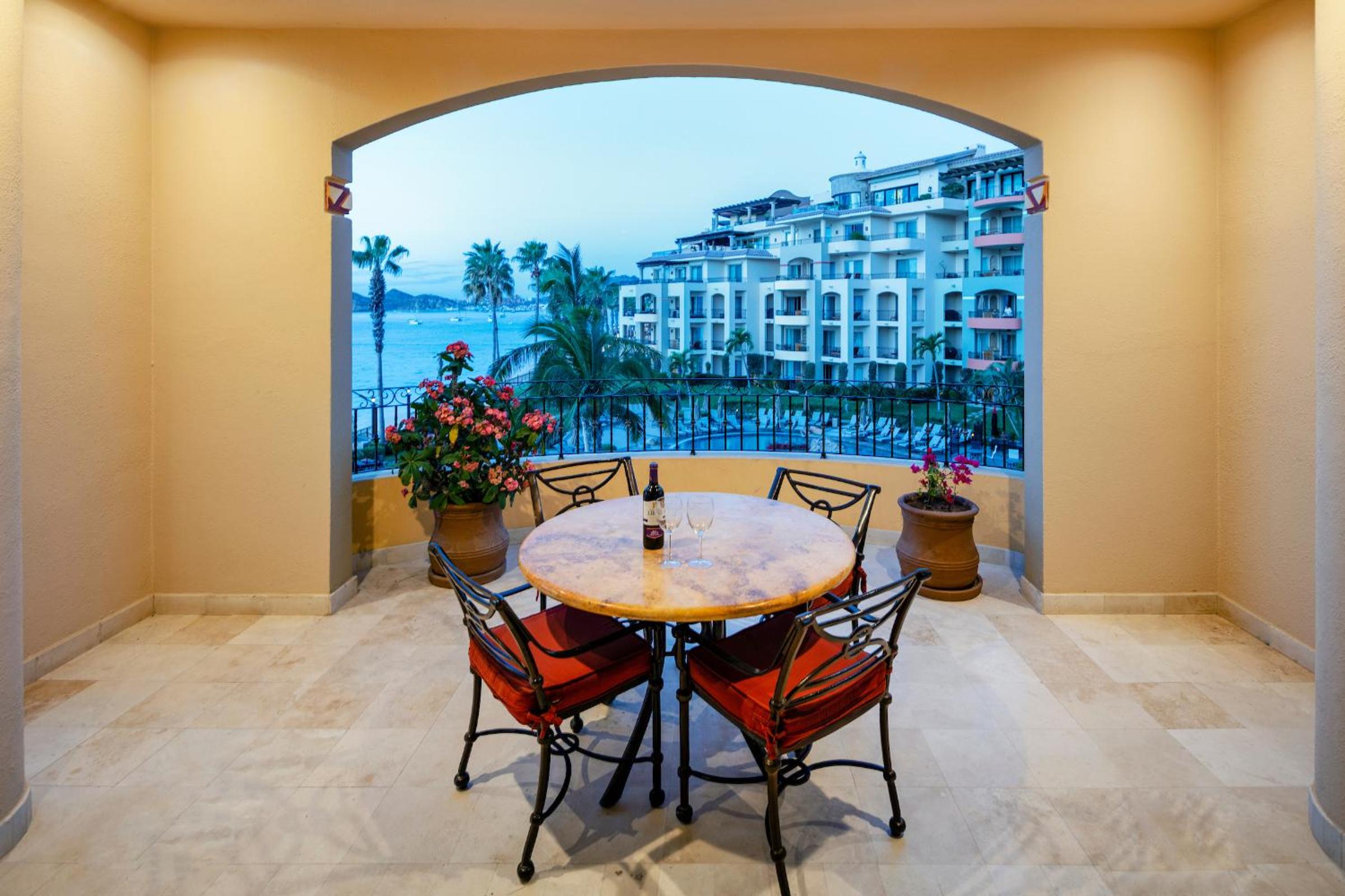 Beachfront Two Bedroom 3rd Floor photo 2
