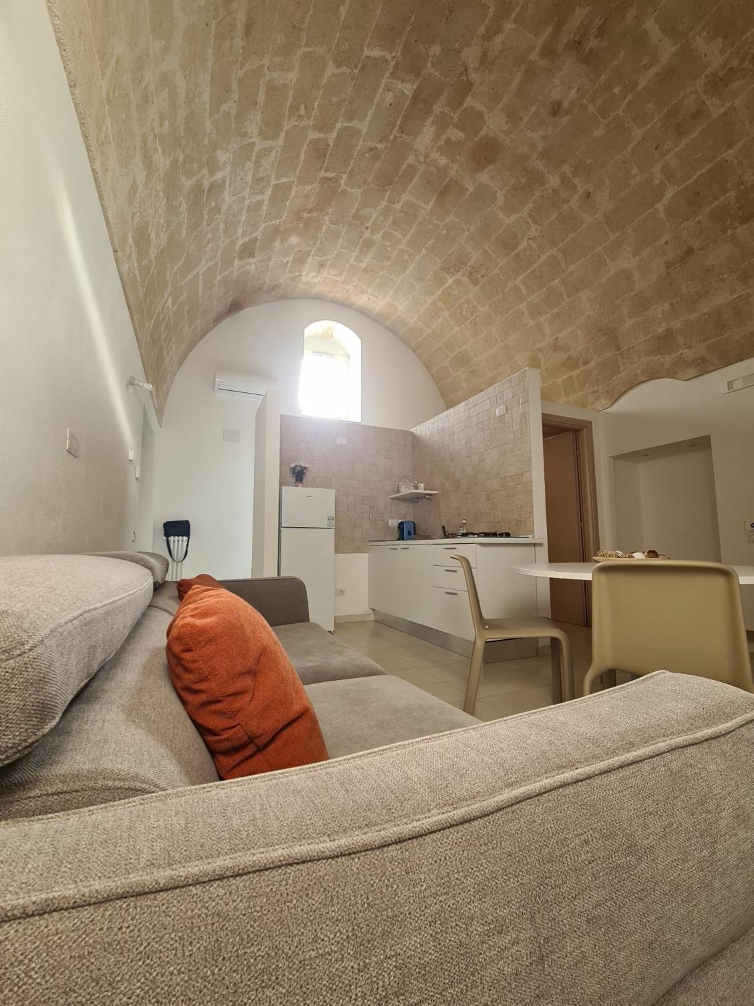 One-Bedroom Apartment with Terrace Vico Secondo Casalnuovo n. 7 - Photo 1