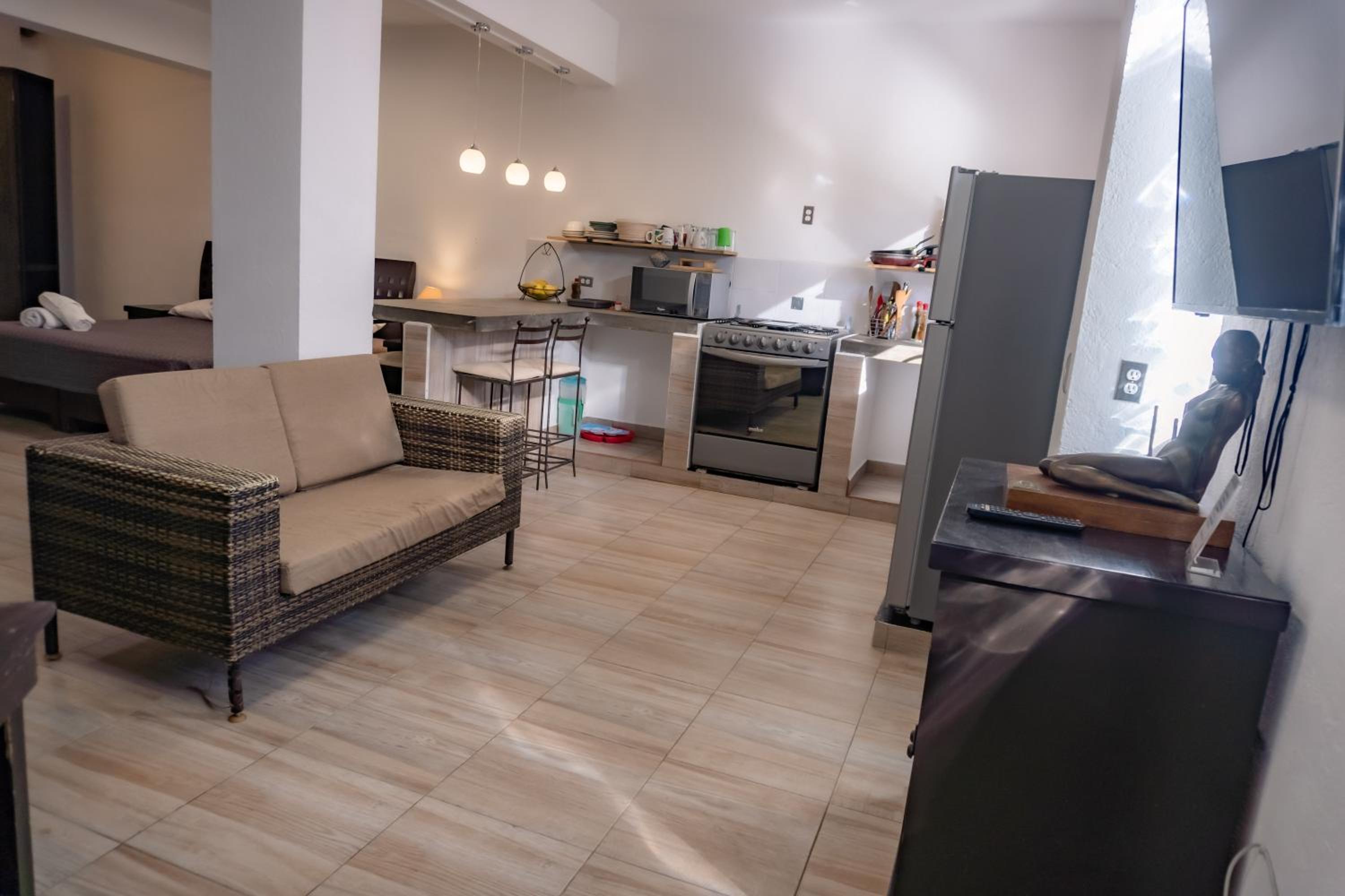One-Bedroom House - Photo 13