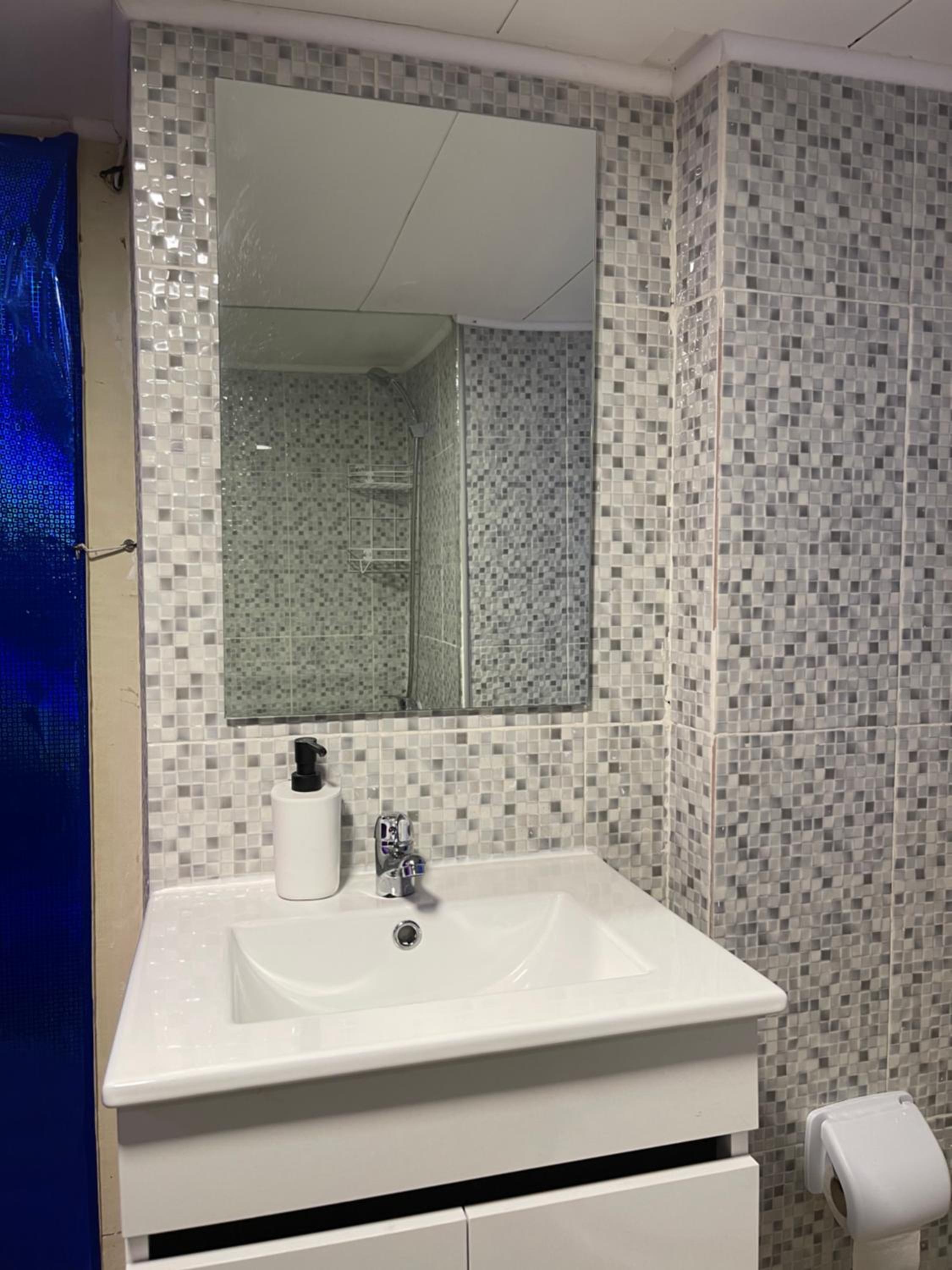 Suite - Photo 4