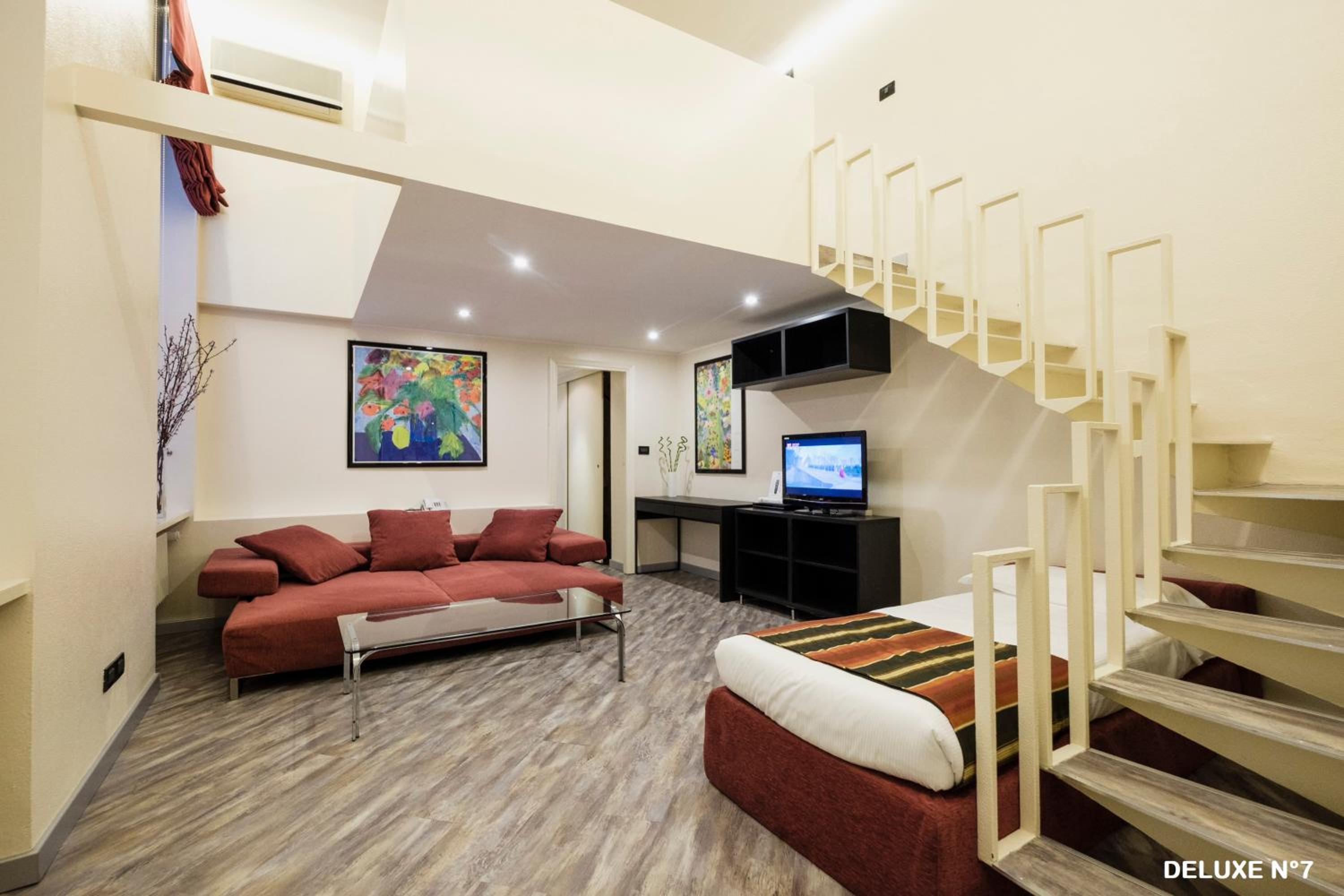 One-Bedroom Apartment (3 Adults) photo 2