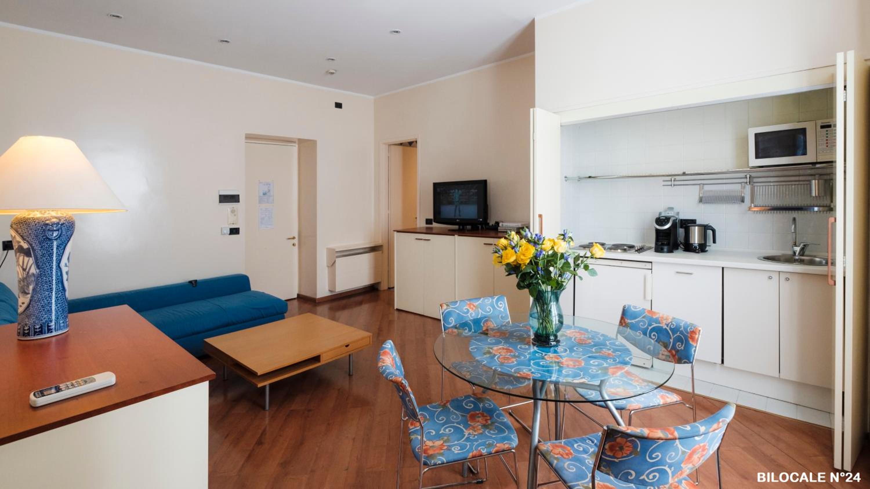 One-Bedroom Apartment (3 Adults) photo 3