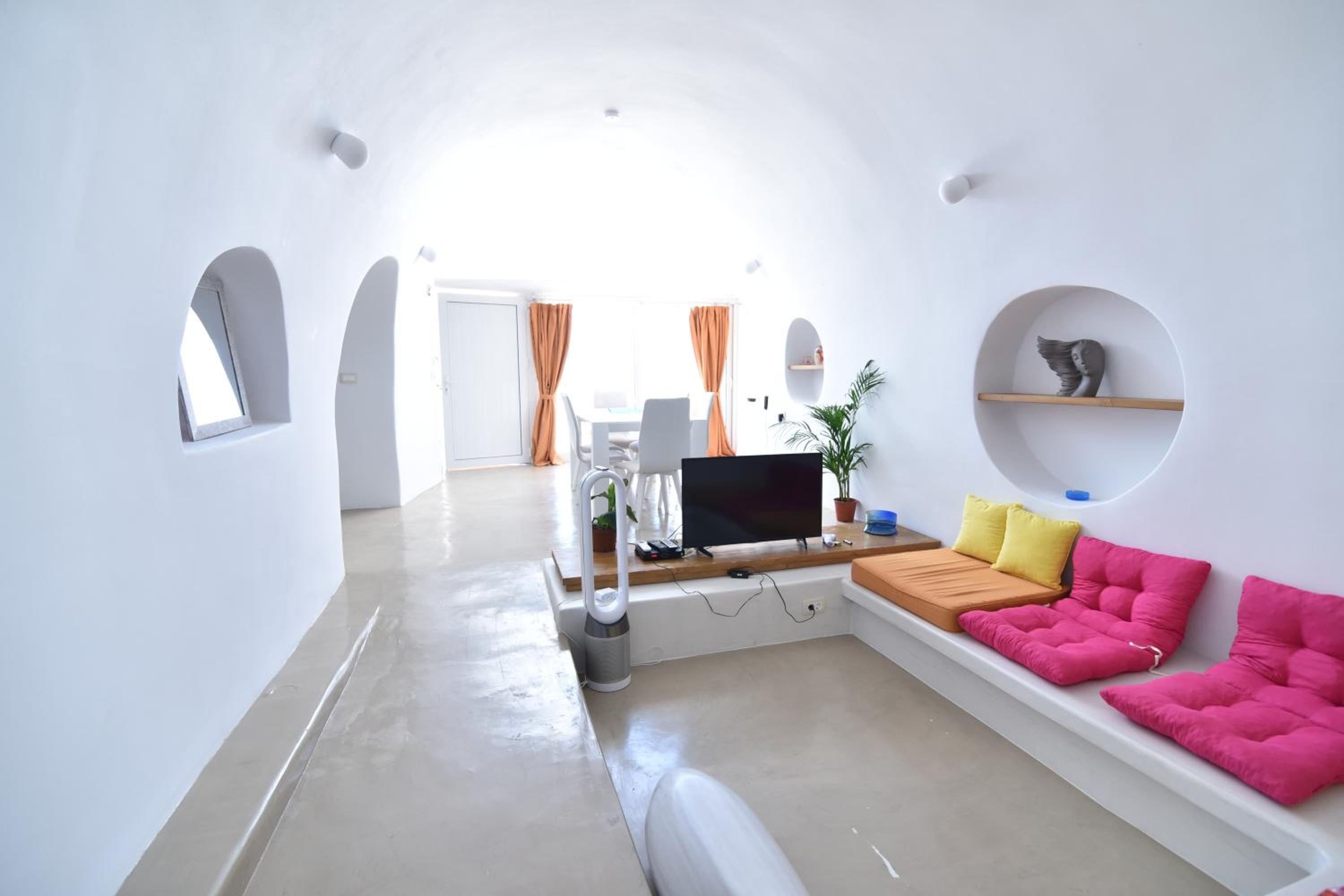 Villa with Sea View - Photo 1