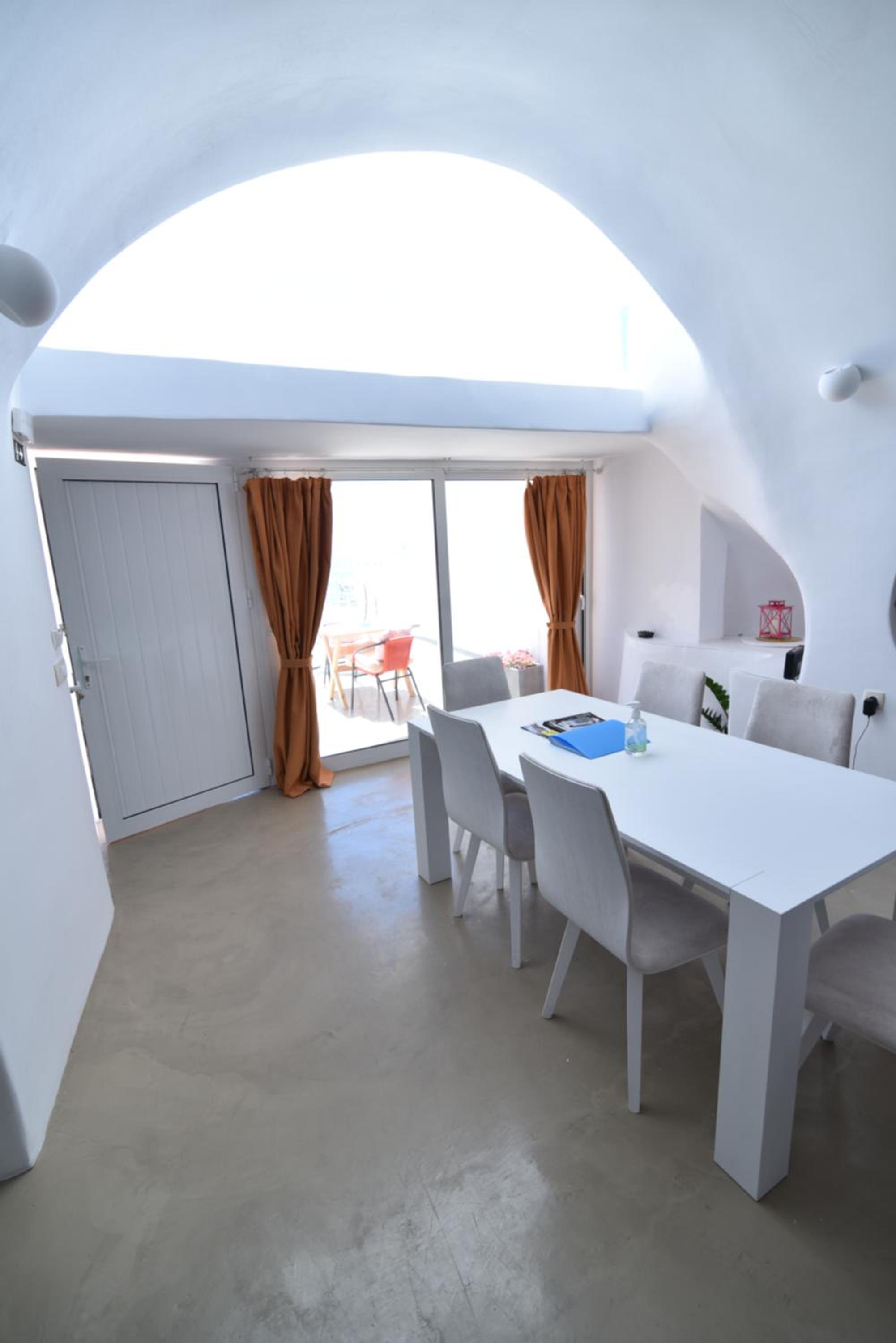 Villa with Sea View - Photo 14